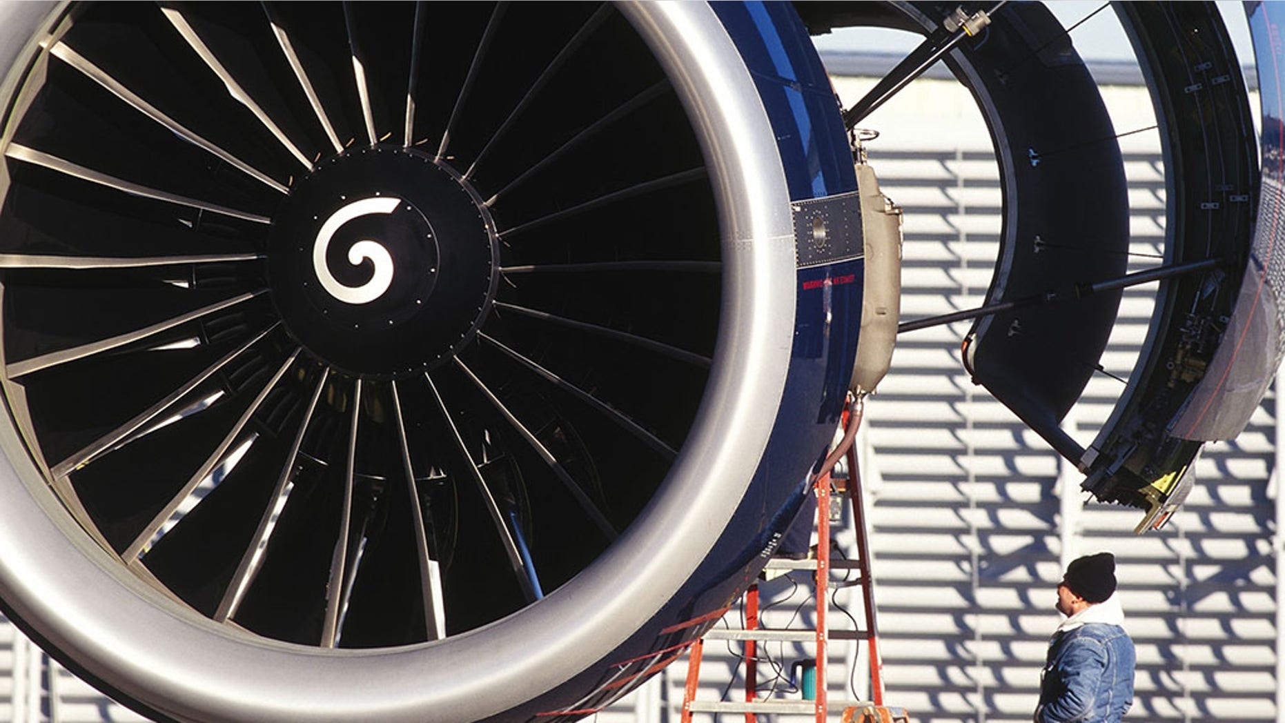 A Chinese spy who federal officials said tried to steal trade secrets from American aviation and aerospace companies — including GE Aviation — was charged and extradited to the United States Tuesday.<br data-cke-eol="1">