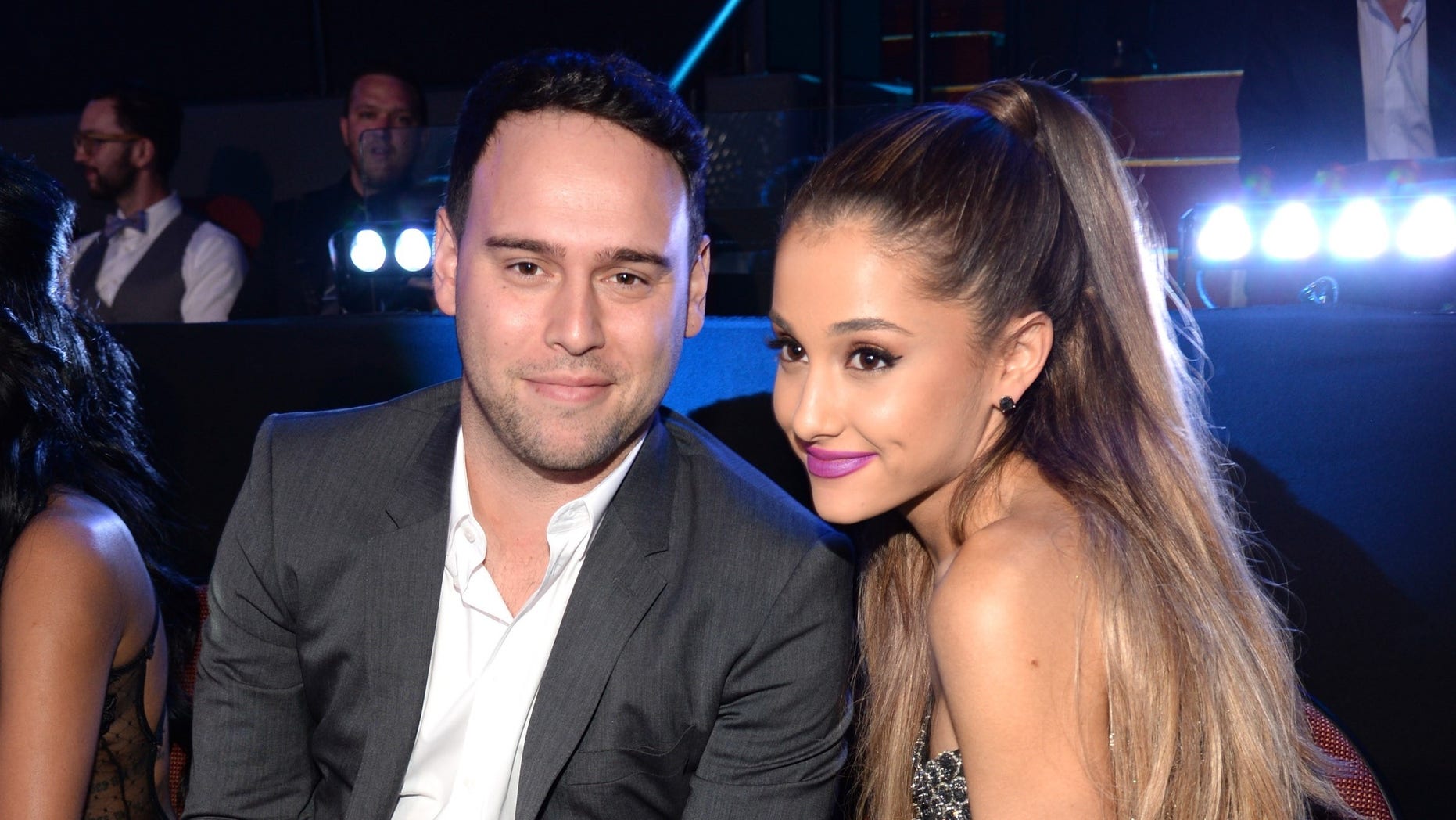 Ariana Grande announces massive world tour