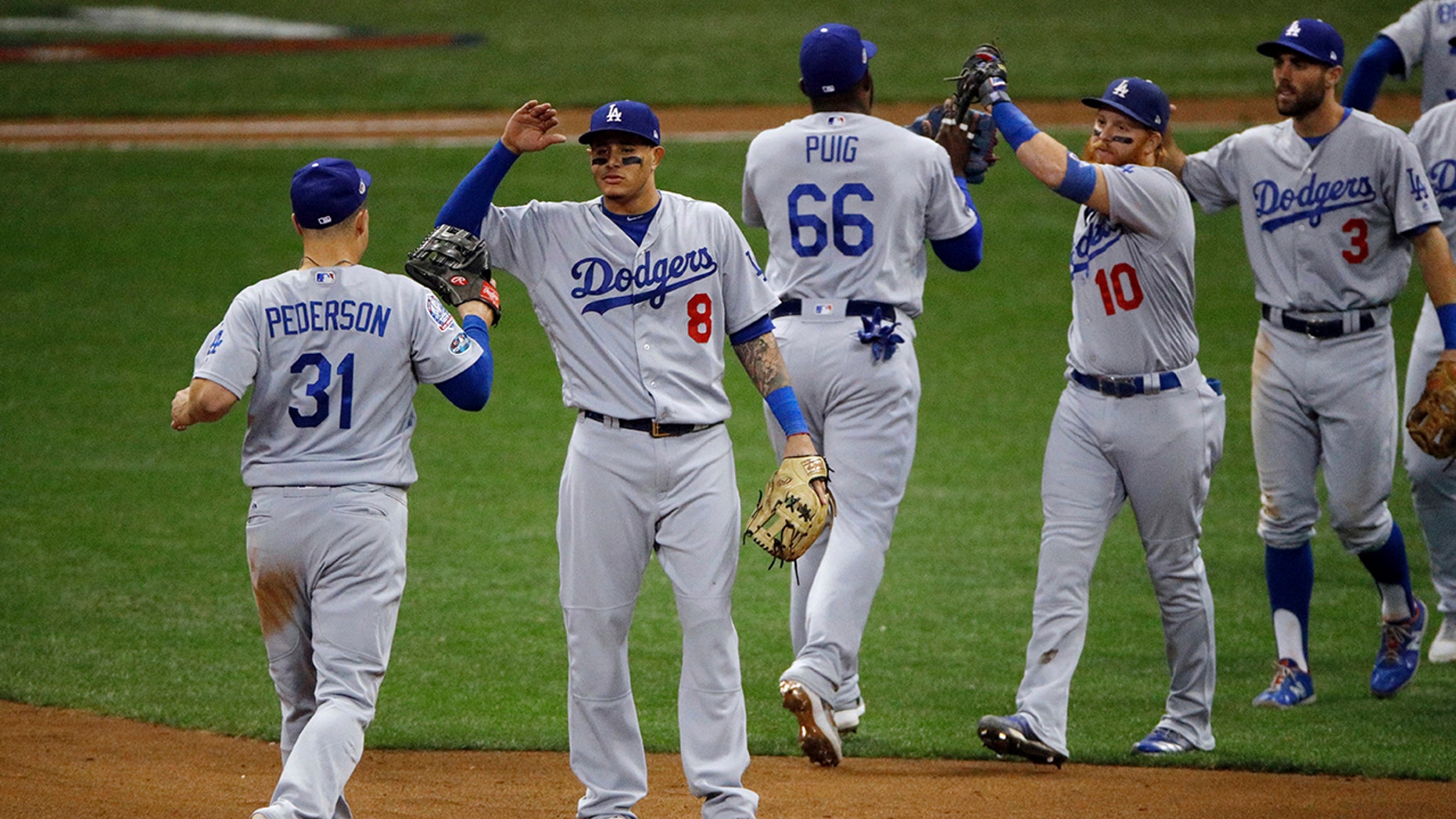 Dodgers top Brewers to even NL championship series | Fox News