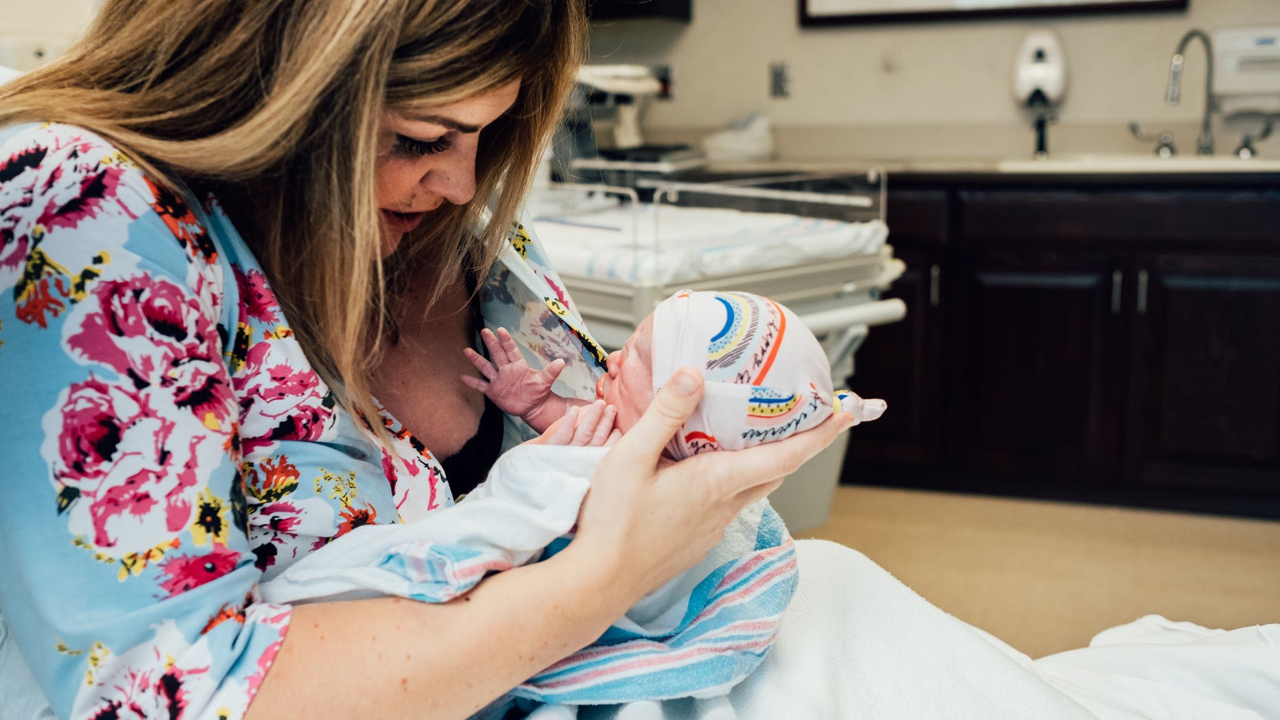 Erin Boelhower holdingher daugher, Scottie, shortly after her birth.