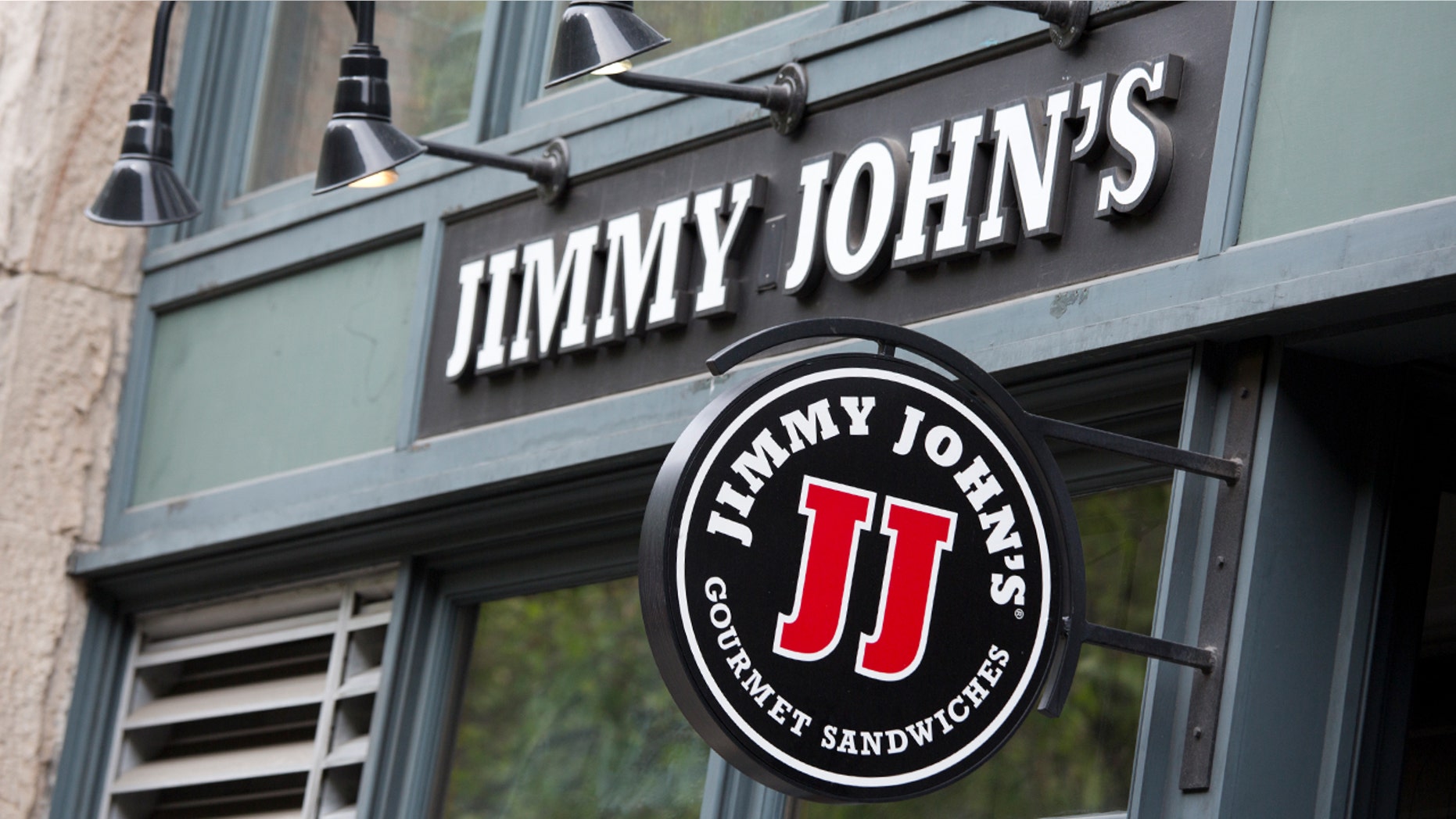 A Jimmy John's delivery driver drove a man to the hospital after his sister called them by mistake.