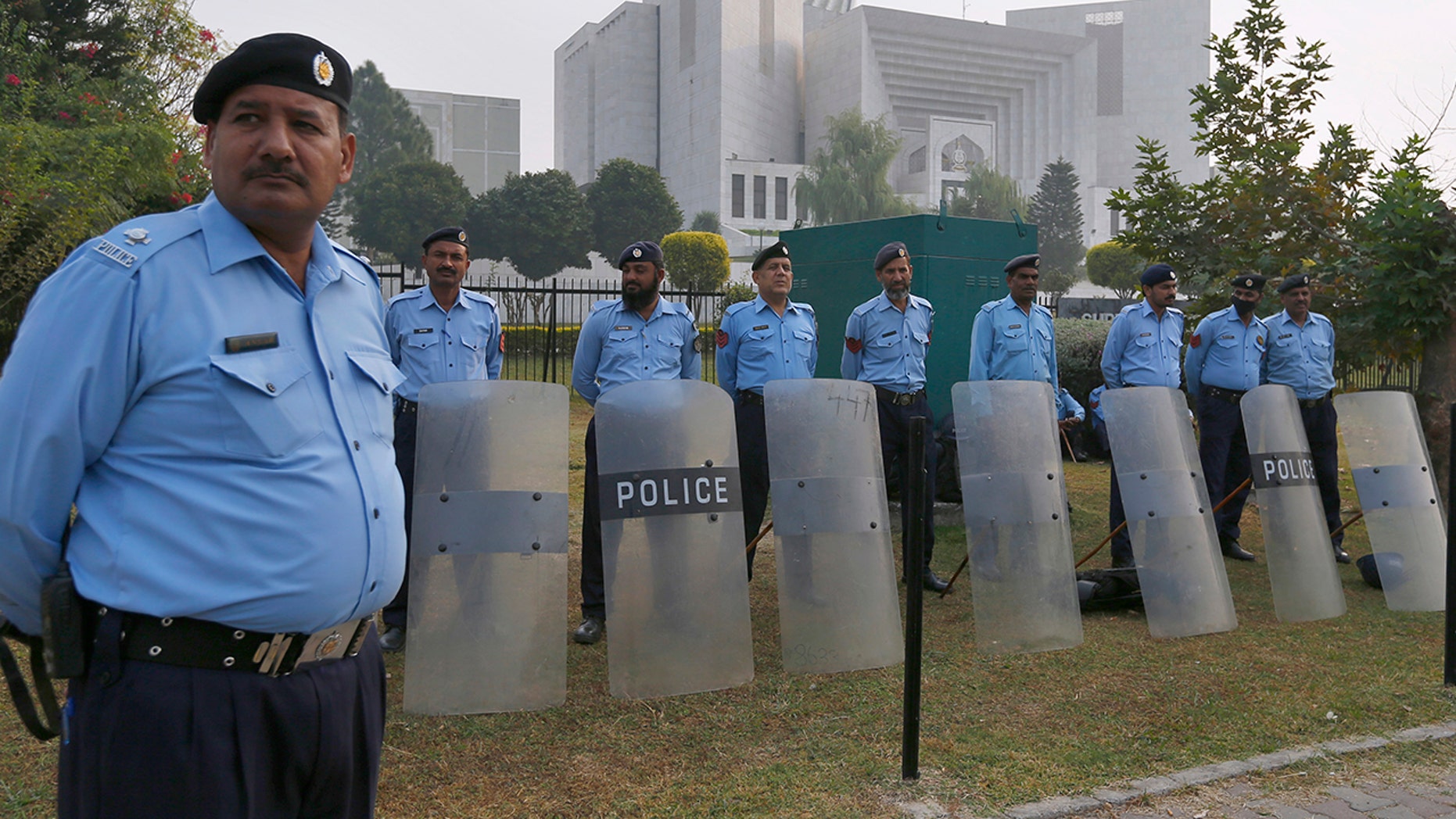 Aasia Bibi Won’t be Executed, Pakistan SC Rules in Blasphemy Case