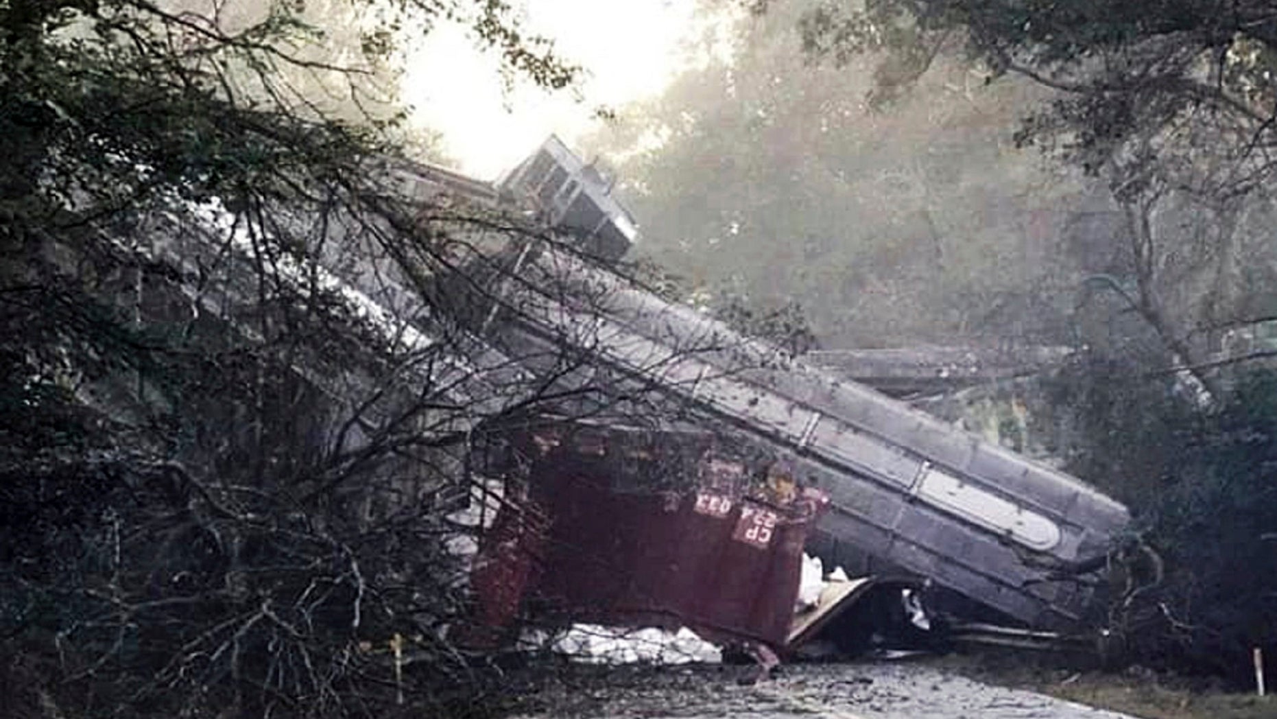 derailment involves 30 rail cars; no one injured, company says