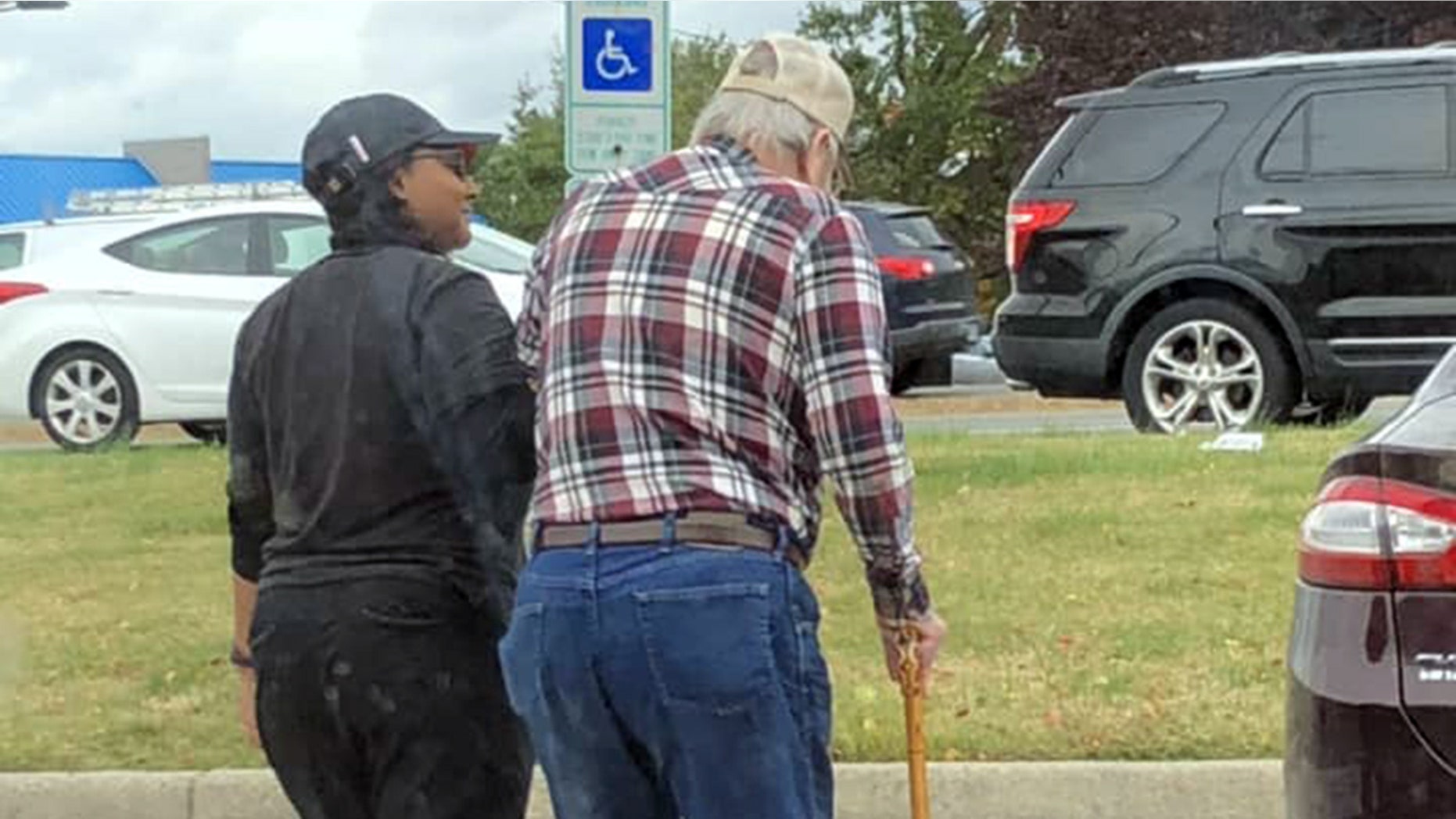 A Burger King employee has gone viral for her act of kindness.