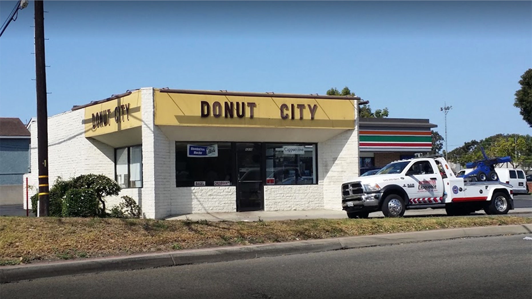 Customers from a California donut shop are happy to help their shop owner and wife, who recently had an aneurysm.