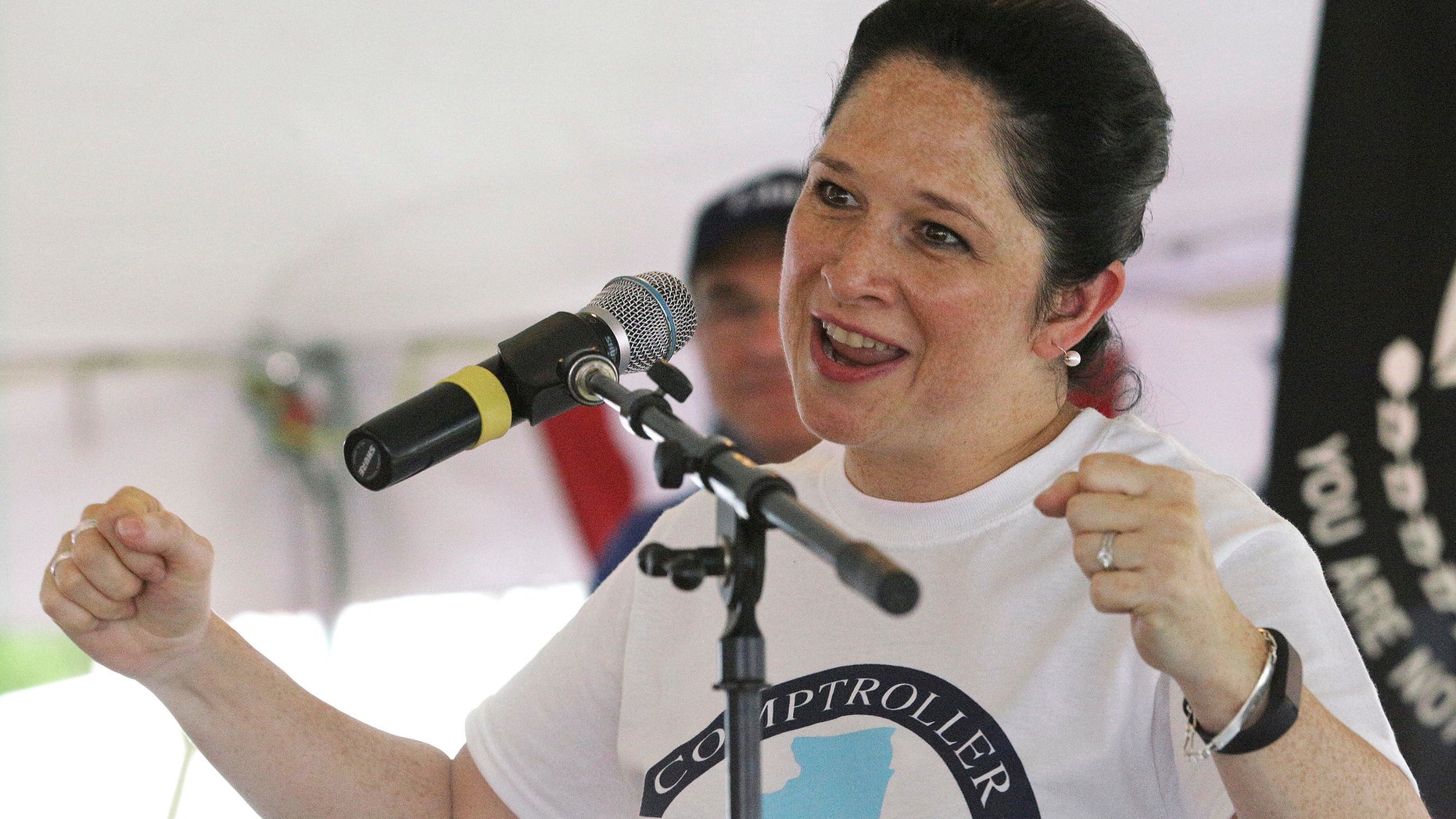 Illinois Comptroller Files Chicago Mayoral Bid Just 8 Days After She Illinois Comptroller Files Chicago Mayoral Bid Just 8 Days After She
