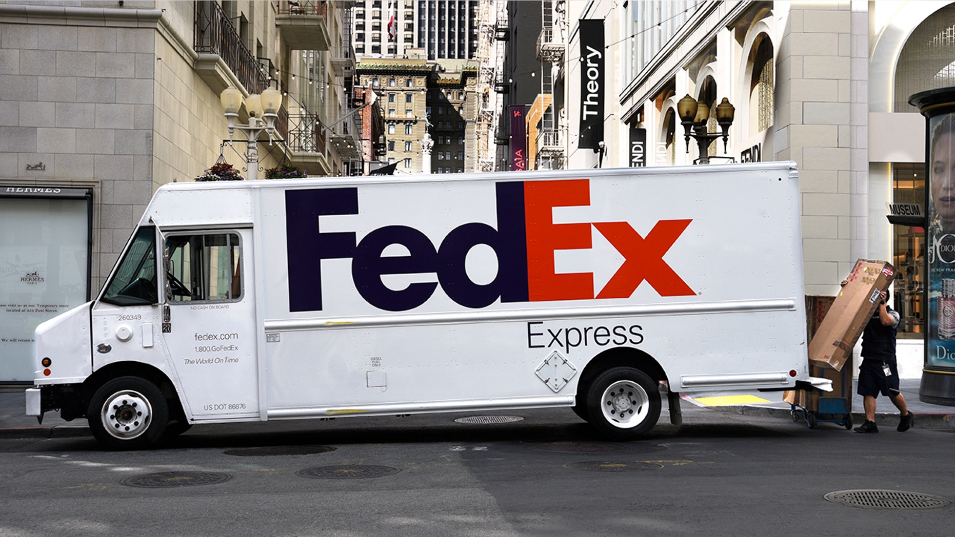 FedEx driver Timothy Warren will not face charges for fatally punching a Portland man who called him racial slurs.