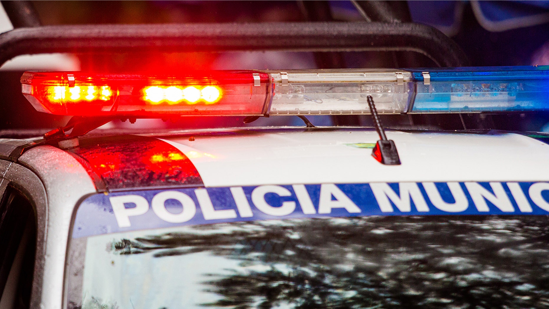 A mob in Mexico is accused of beating and lighting two men on fire who were accused of child organ trafficking on a false rumor spread of WhatsApp. (istock)