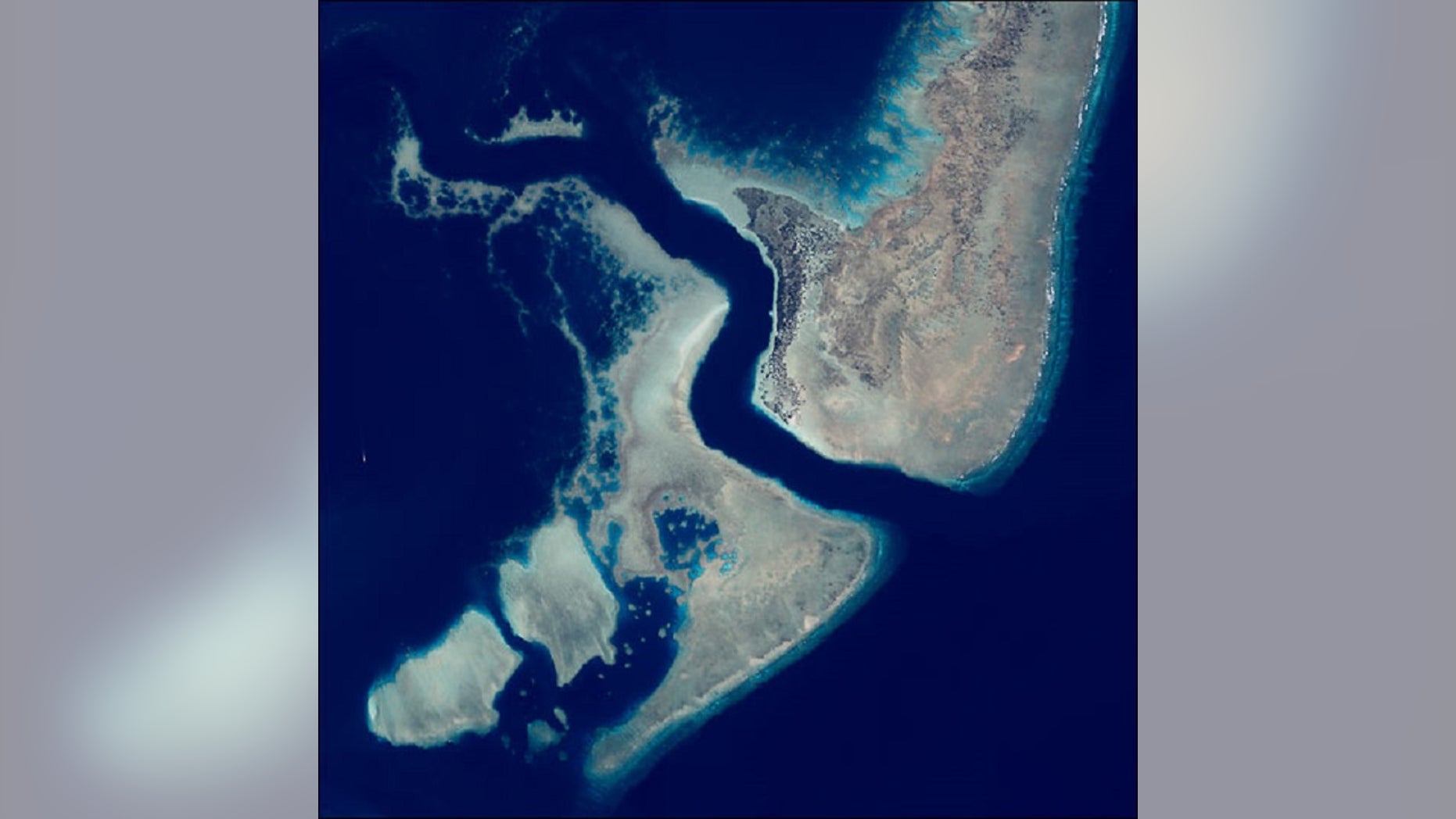 Researchers investigate the cause of the seismic waves off the French island of Mayotte.