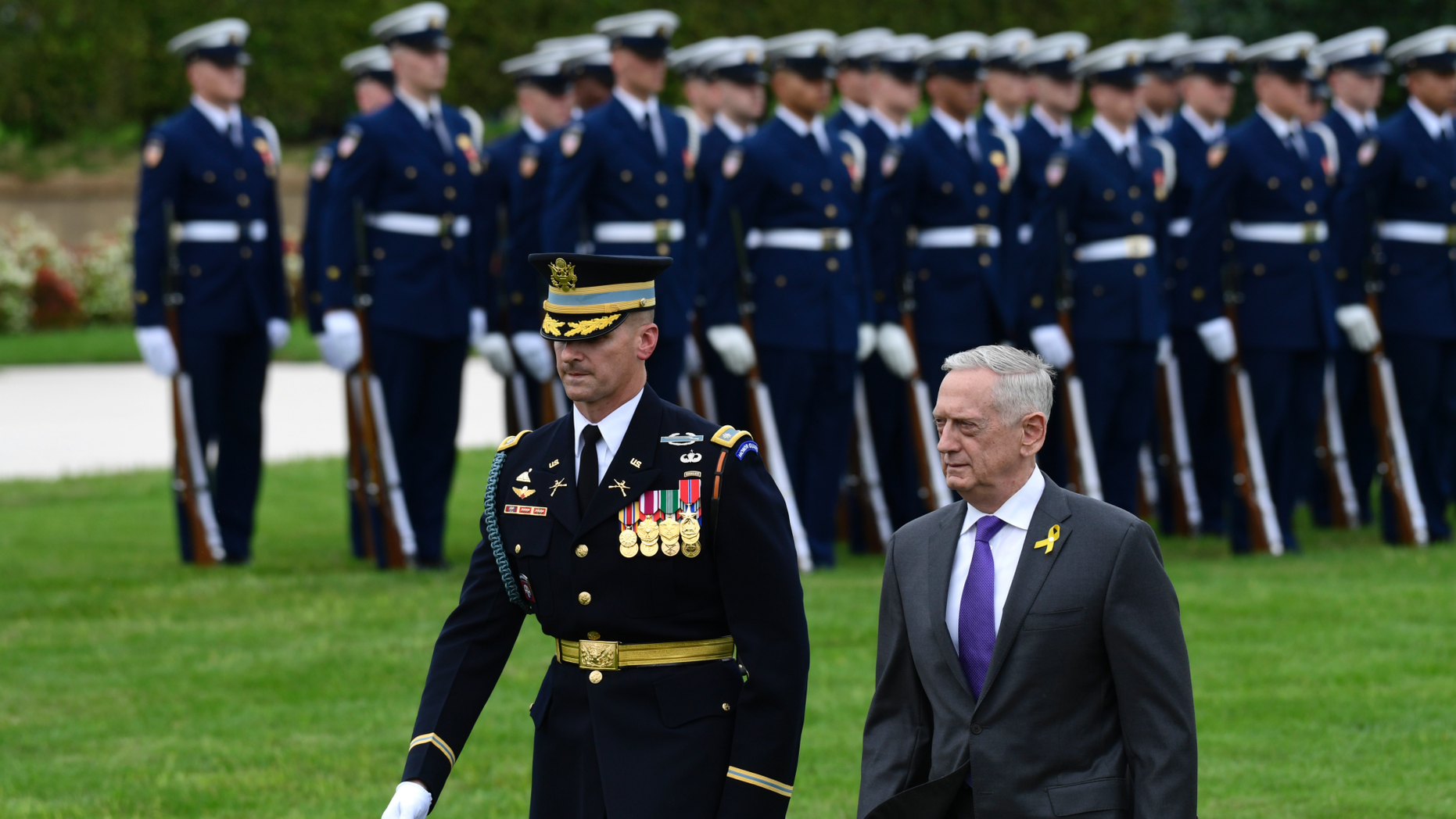 Outgoing defense secretary urges employees to 