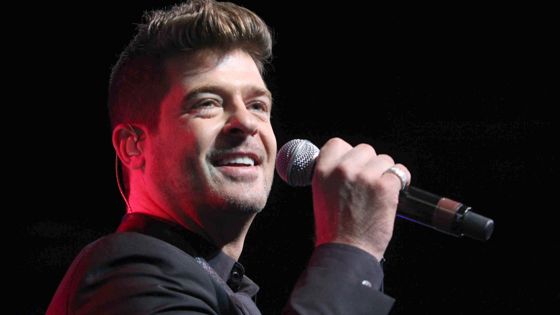 Robin Thicke reflects on Miley Cyrus’ wedding, his father Alan Thicke’s sudden death and ‘Testify’