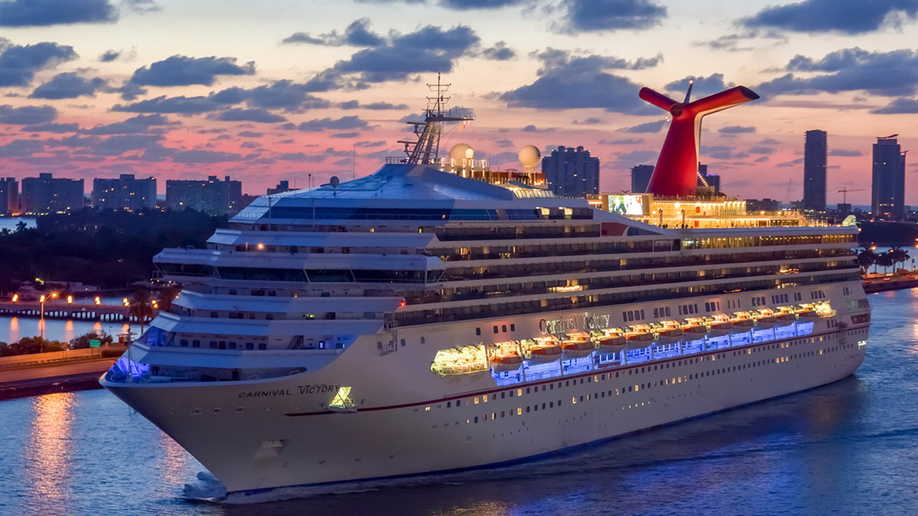 Carnival Cruise passenger reported as missing, Coast Guard search
