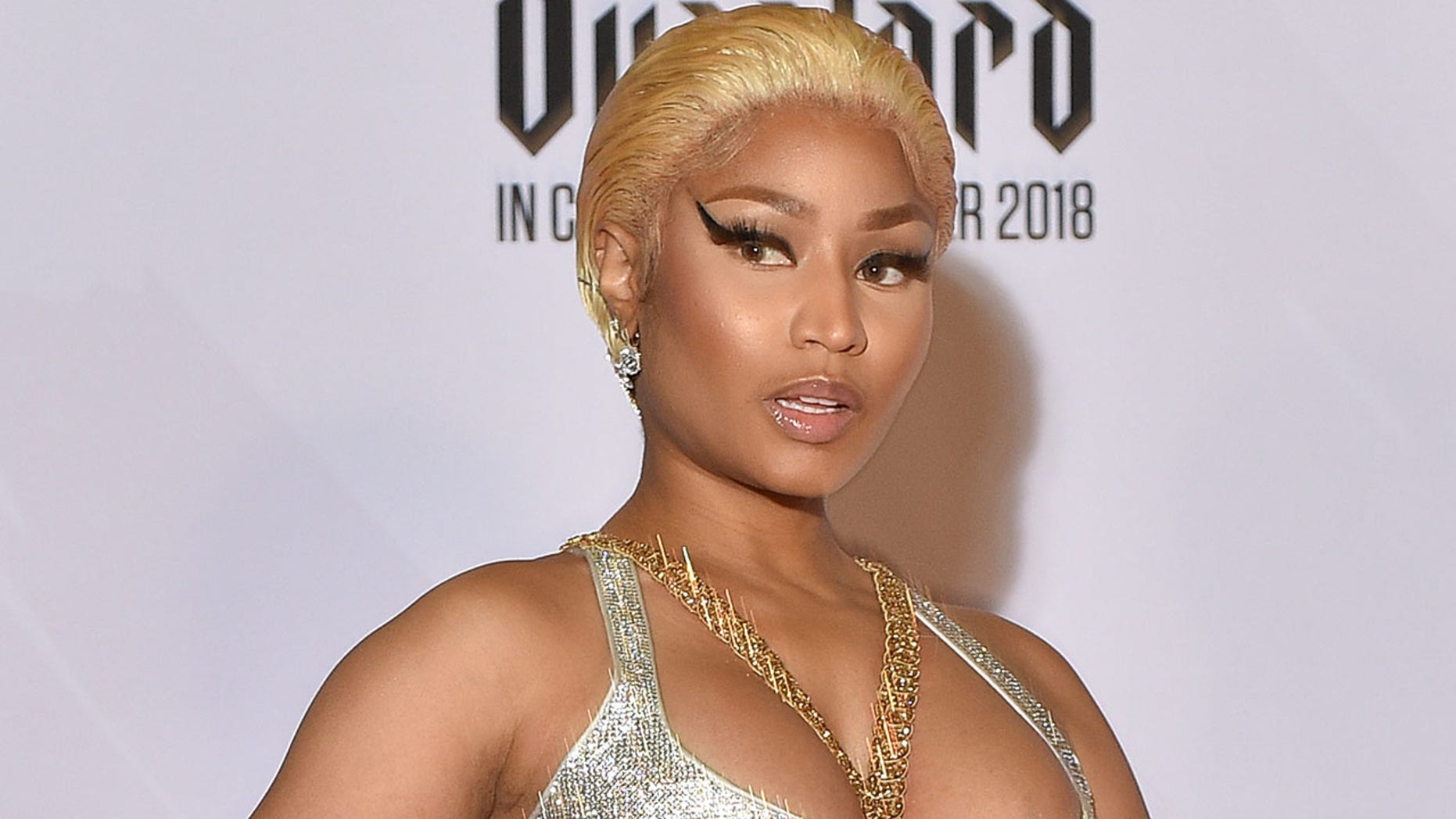 Nicki Minaj Reacts To Fans Chanting Cardi B & Boos After Canceled Concert