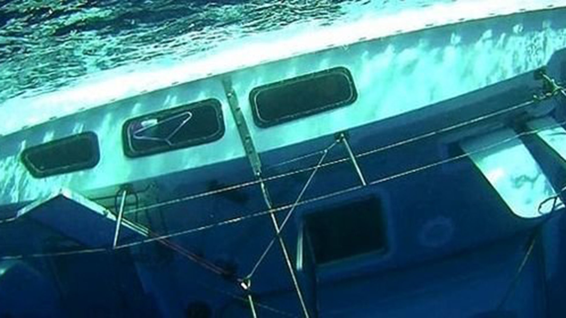 blue lagoon catamaran sinking