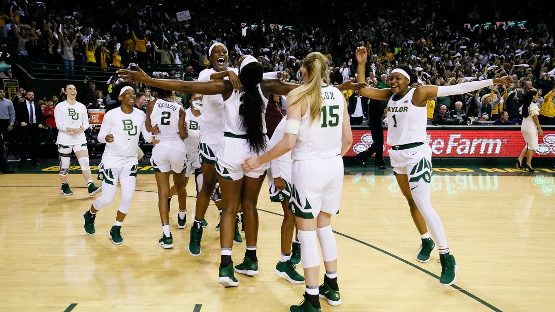 UConn women end 126-game winning streak with 68-57 loss to Baylor