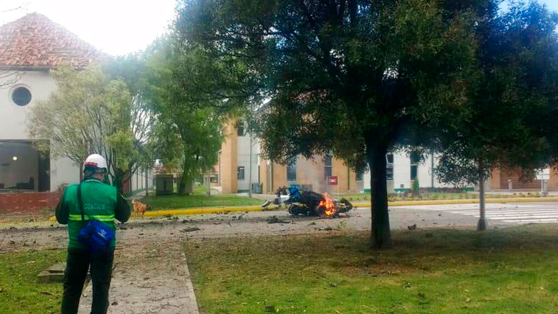 5 killed in vehicle bombing 5 killed in vehicle bombing