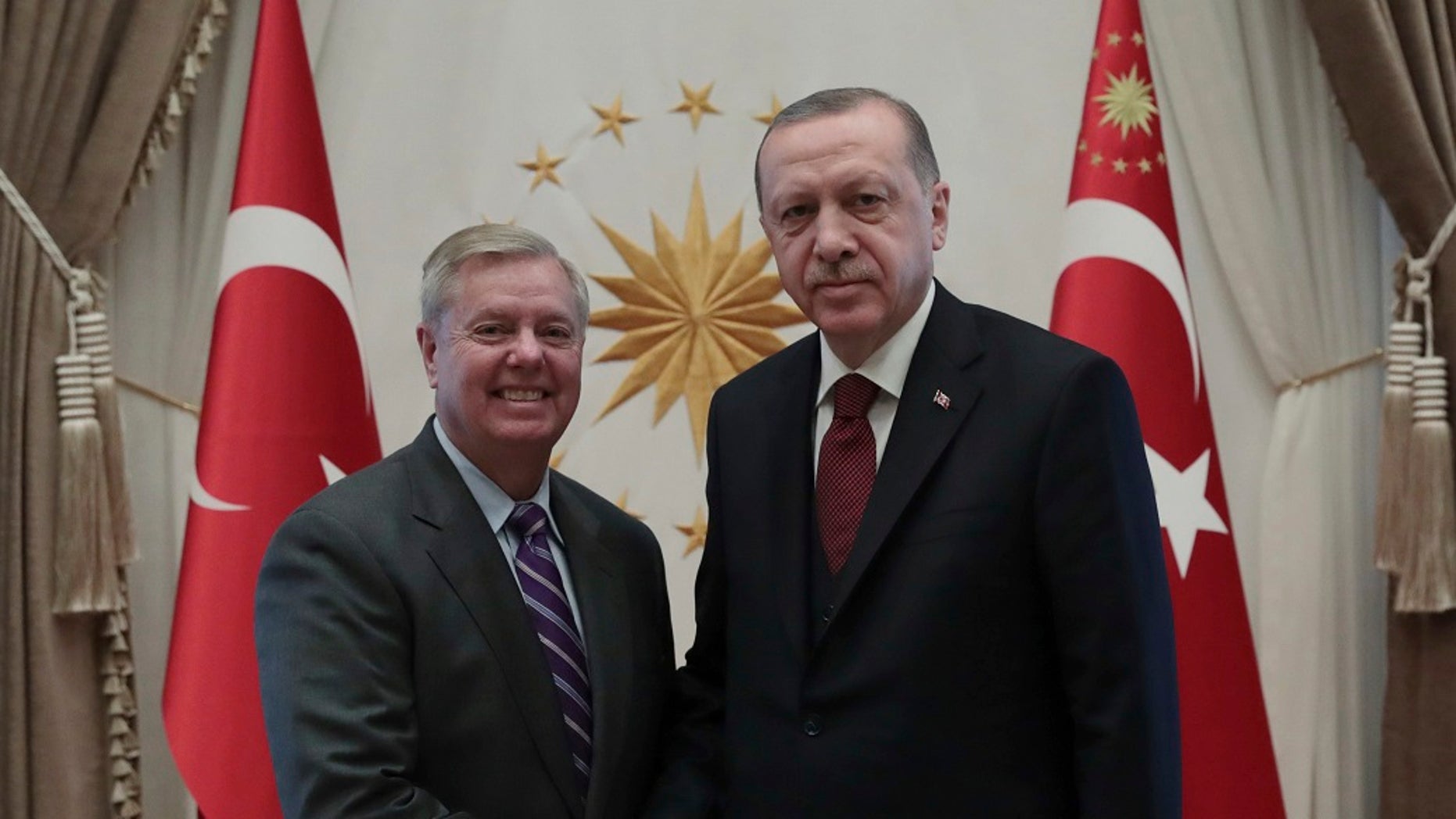 Sen. Lindsey Graham flies to Turkey, meets with Erdogan to discuss US withdrawal from Syria