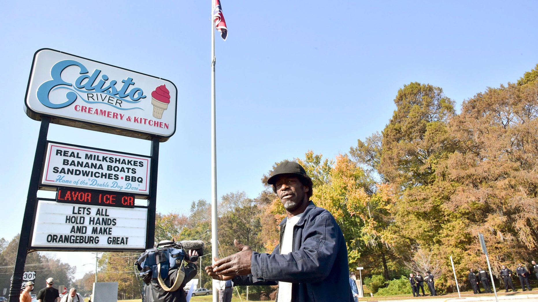 Tommy Daras says he’s selling his Edisto River Creamery because he’s been unable to remove the rebel banner flown by the Sons of Confederate Veterans on a tiny piece of property in front of his business.