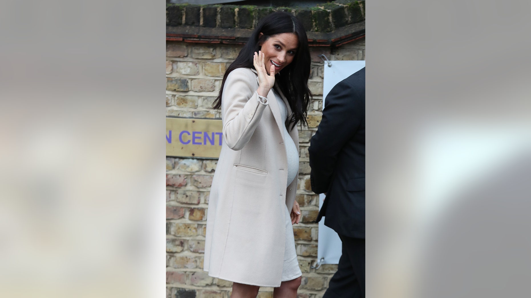 Pregnant Meghan Markle royally responds to woman who called her ‘a fat lady’