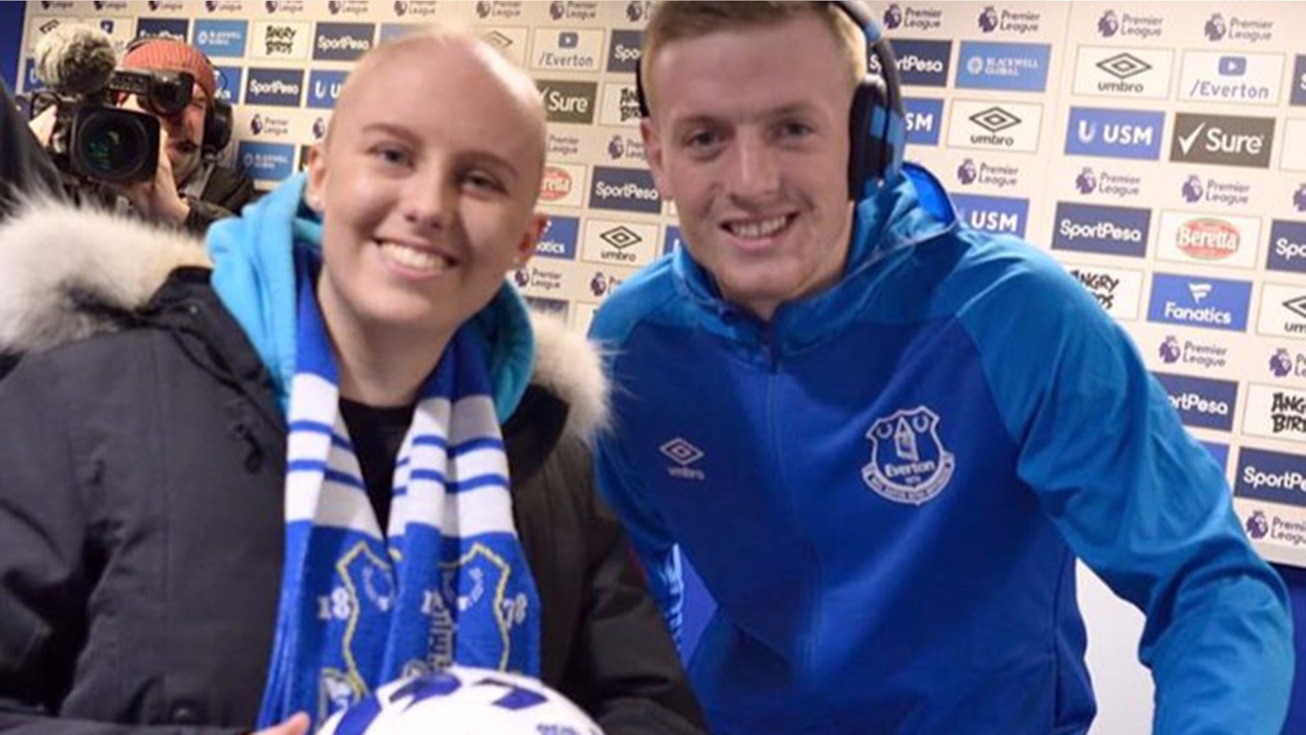Laura Nuttall, pictured after starting treatment, believed she was suffering from a cold after she had a headache in the fall.