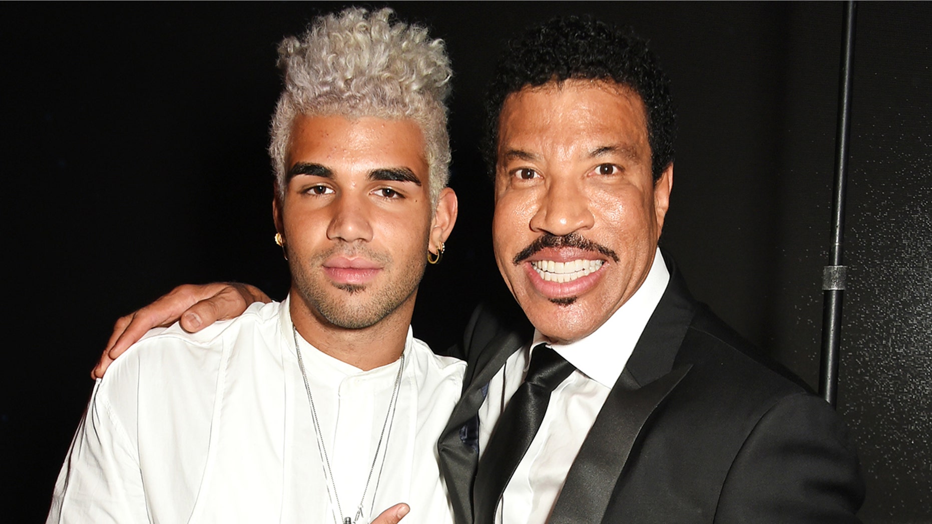 Lionel Richie S Son Reportedly Involved In Fake Threat Battery Lionel Richie S Son Reportedly Involved In Fake Threat Battery At London Airport