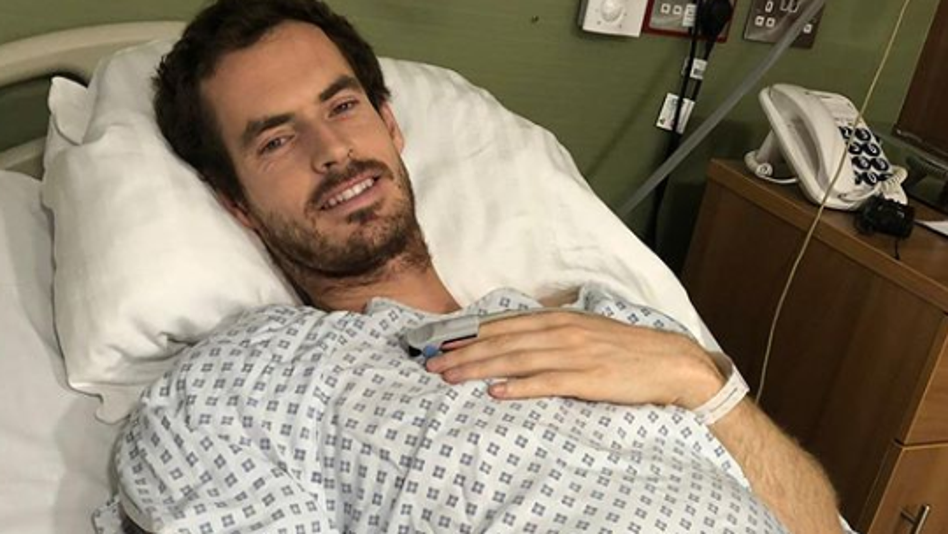 Tennis champ Andy Murray confirms hip operation, metal joint implant