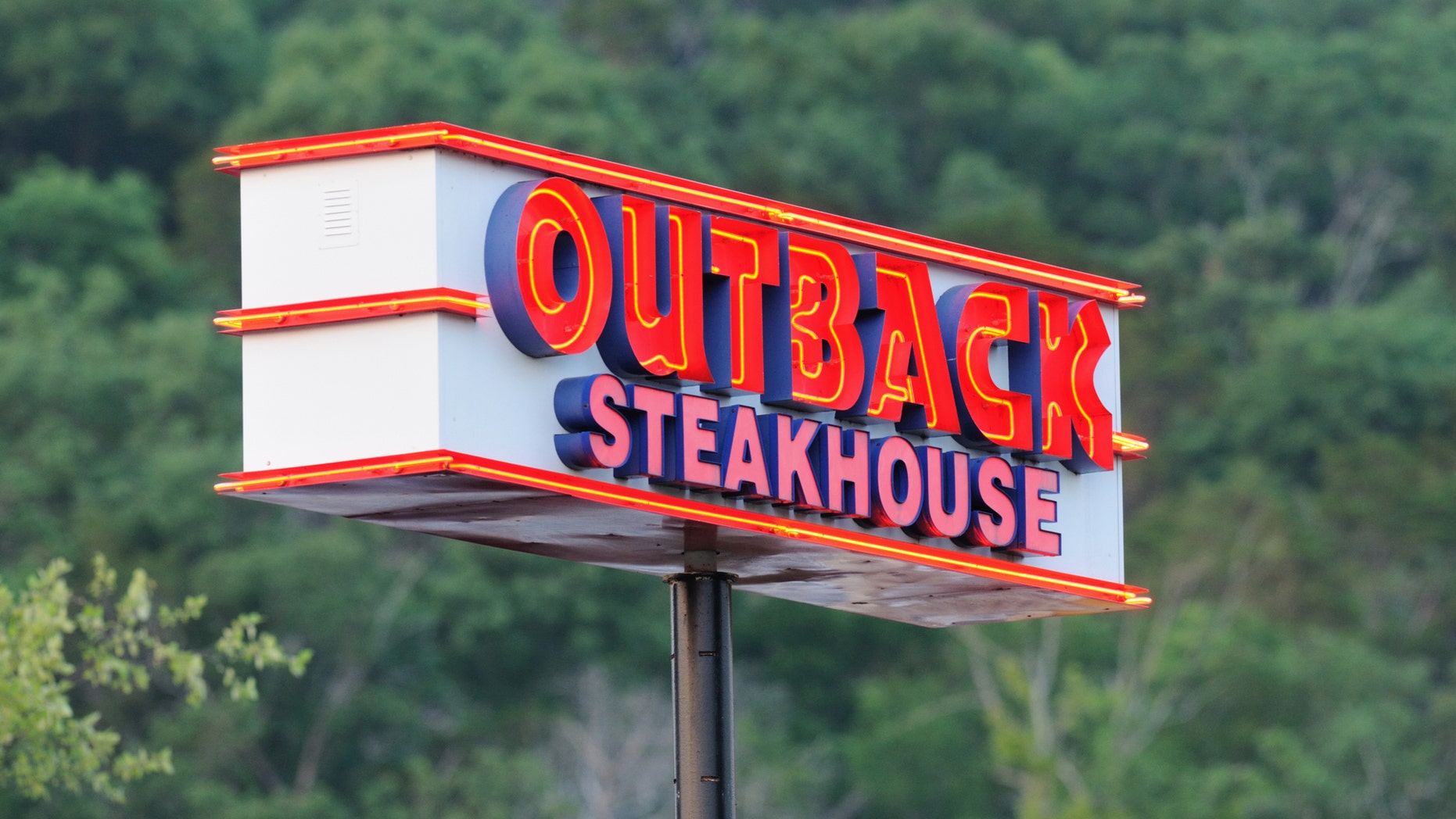 Woman suing Outback Steakhouse claims sweet potato contained shard of glass