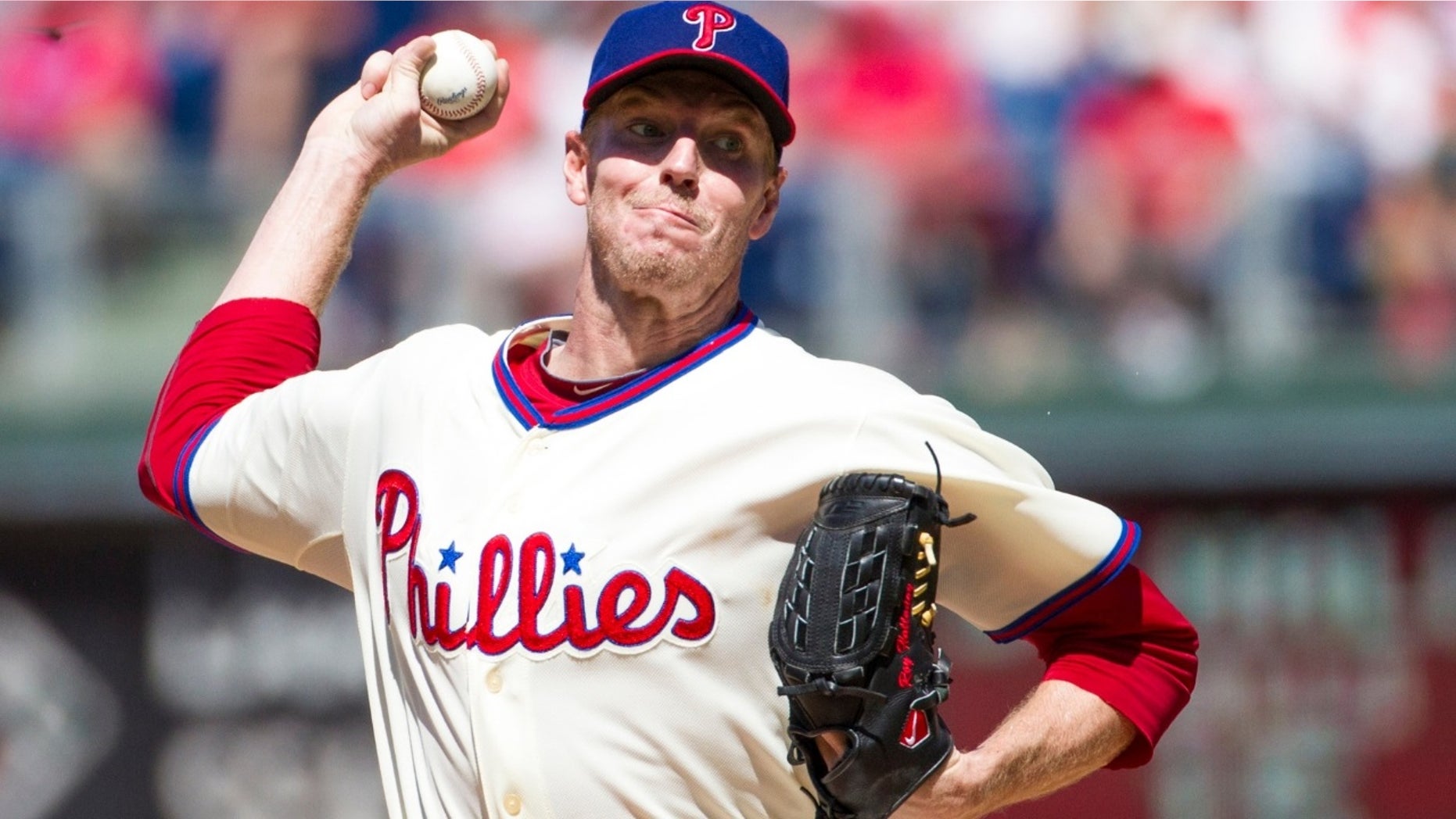 Late MLB starting pitcher Roy Halladay will not have a logo on the cap of his Hall of Fame plaque, his wife said.