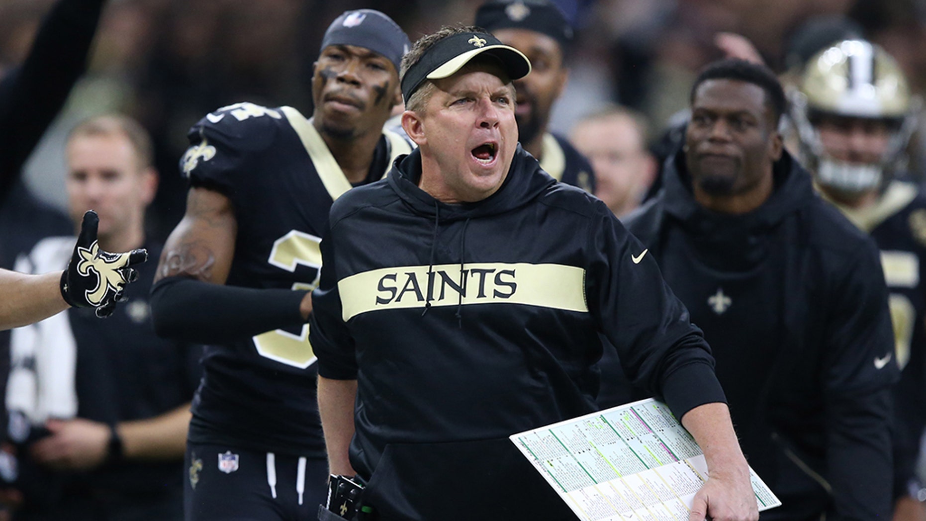 New Orleans Saints coach takes apparent dig at Goodell with T-shirt