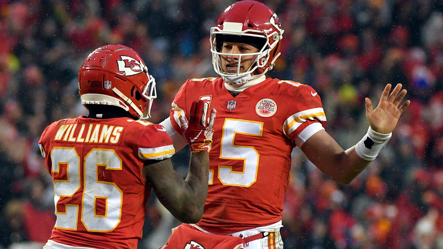 Chiefs roll past Colts 31-13 to reach AFC title game | Fox News