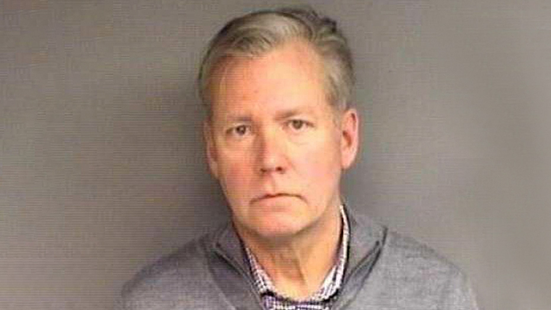 ‘To Catch a Predator’ host Chris Hansen charged with bouncing checks