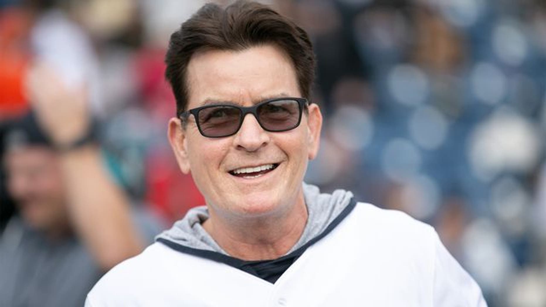 Charlie Sheen cuts $1.5M from Beverly Hills bachelor pad asking price