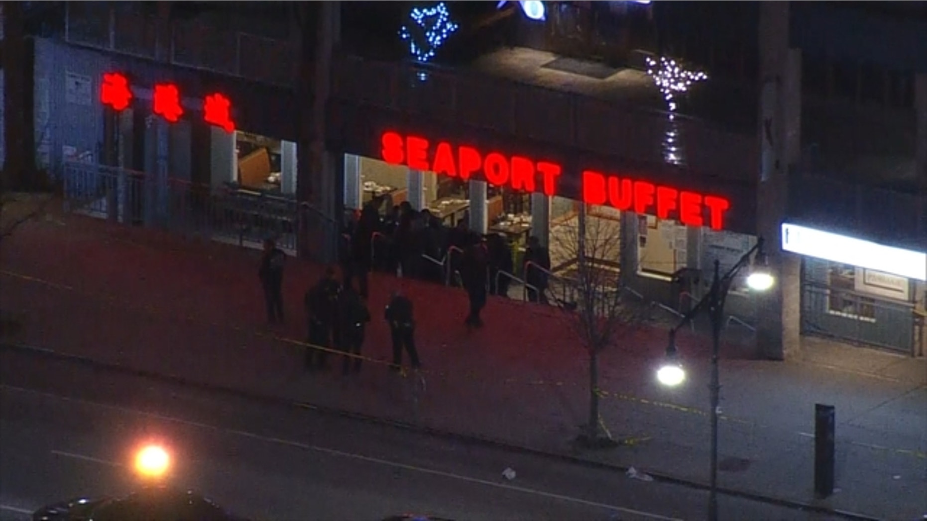 A Man with hammer attacks 3 people at a Sheepshead Bay, Brooklyn, restaurant; 1 dead.