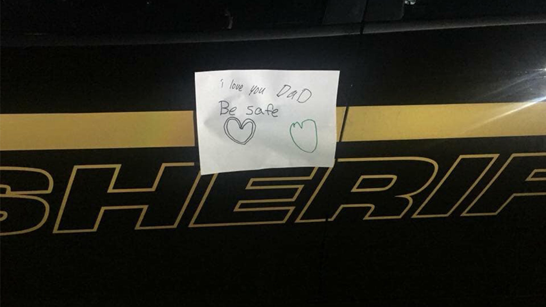 North Carolina kids leave heartwarming note on deputy dad