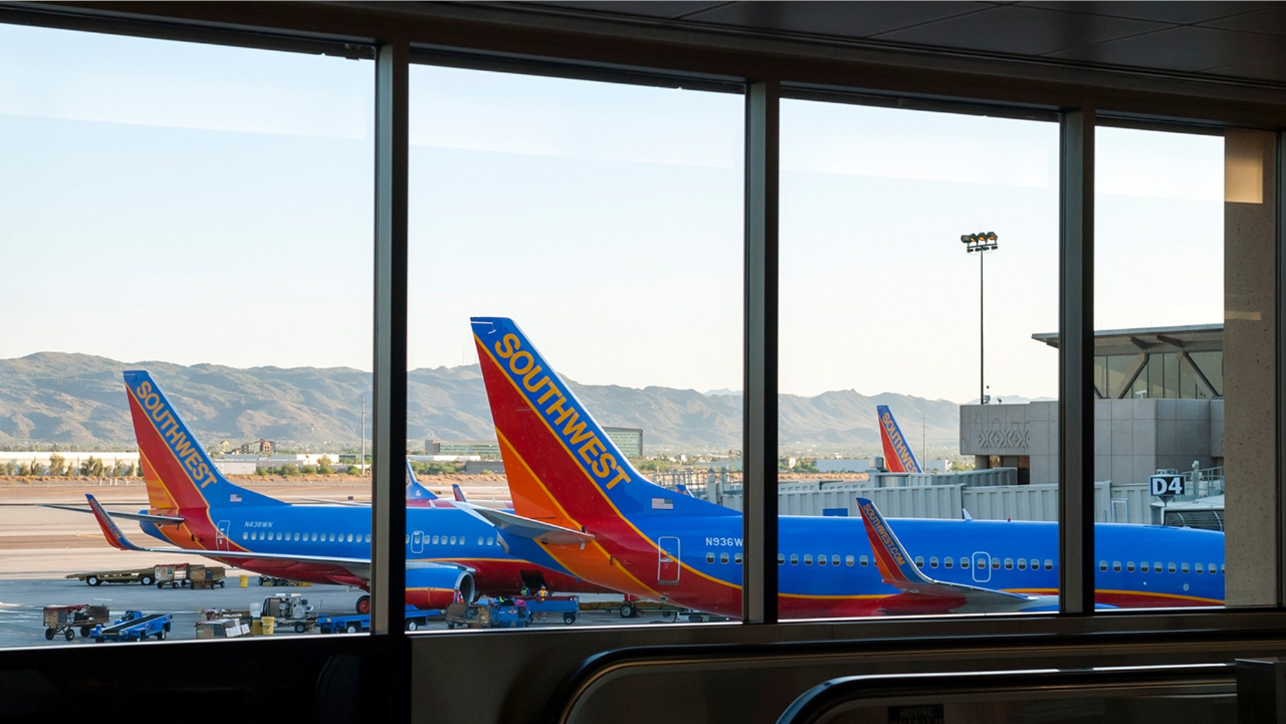 The Federal Aviation Administration said the pilot of the Boeing 737 reported a possible pressurization issue and requested the landing.<br>