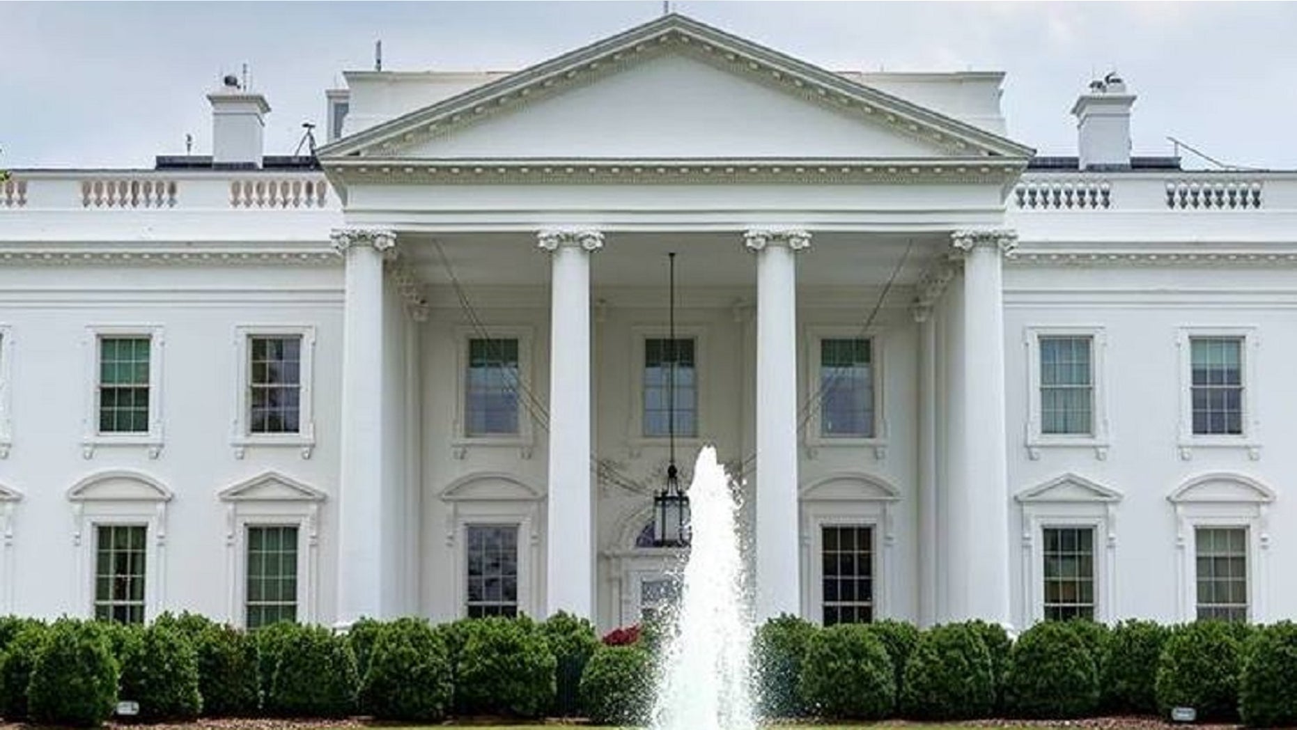 A man allegedly struck a U.S. Secret Service officer outside the White House on Monday. (Facebook via White House)