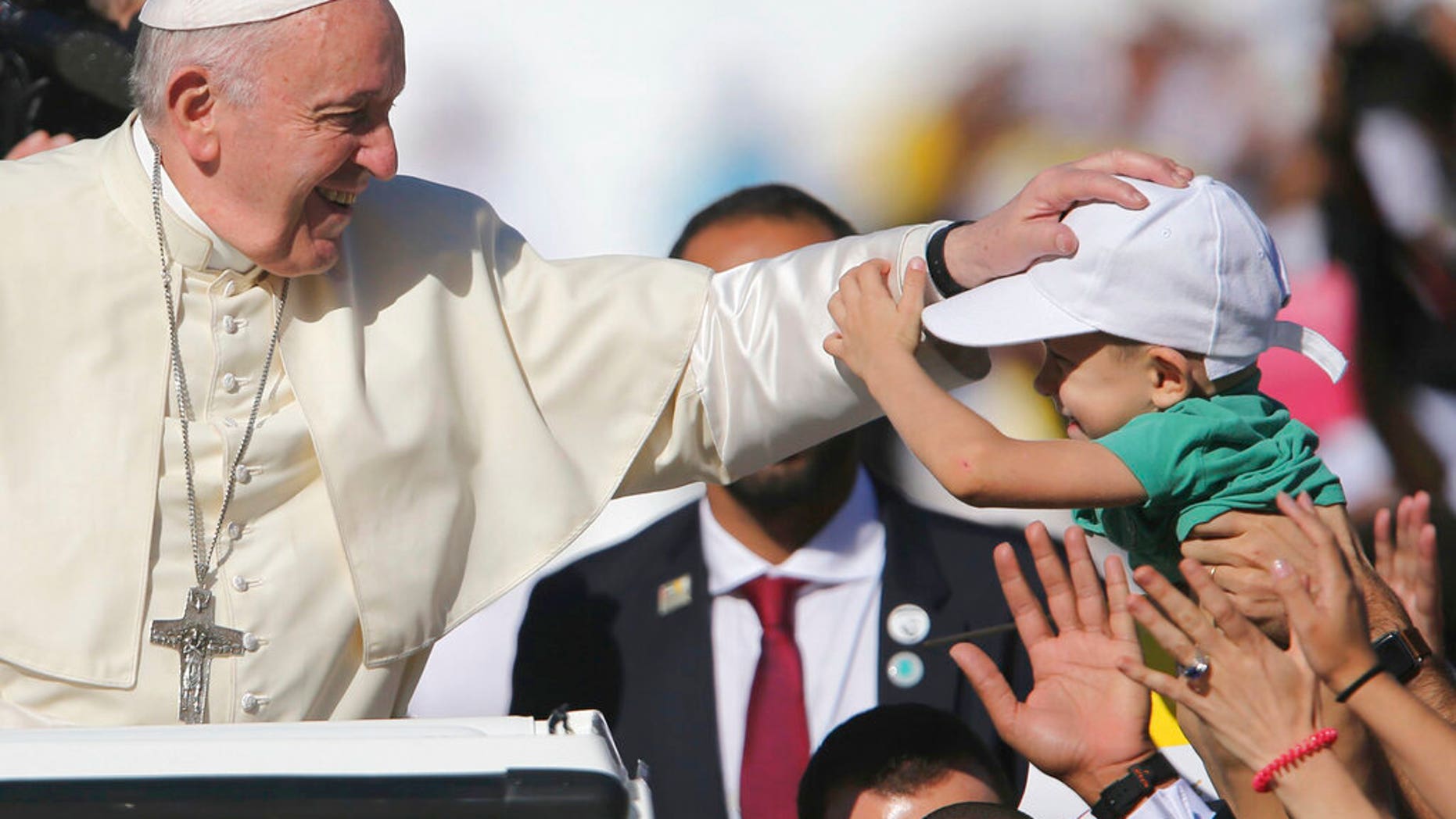 Pope Francis celebrates first-ever papal Mass in United Arab Emirates