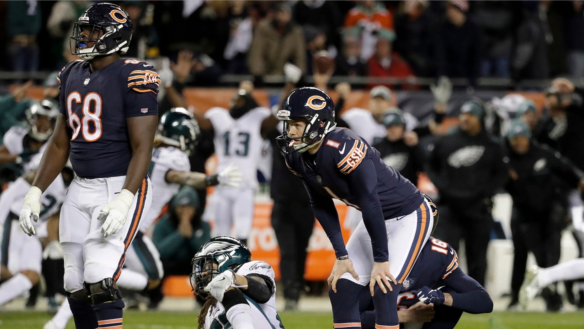 Chicago Bears kicker Cody Parkey (1) reacts after missing a field goal in the closing minute of the team's NFL wild-card playoff loss to the Philadelphia Eagles in Chicago, Jan. 6, 2019. (Associated Press)