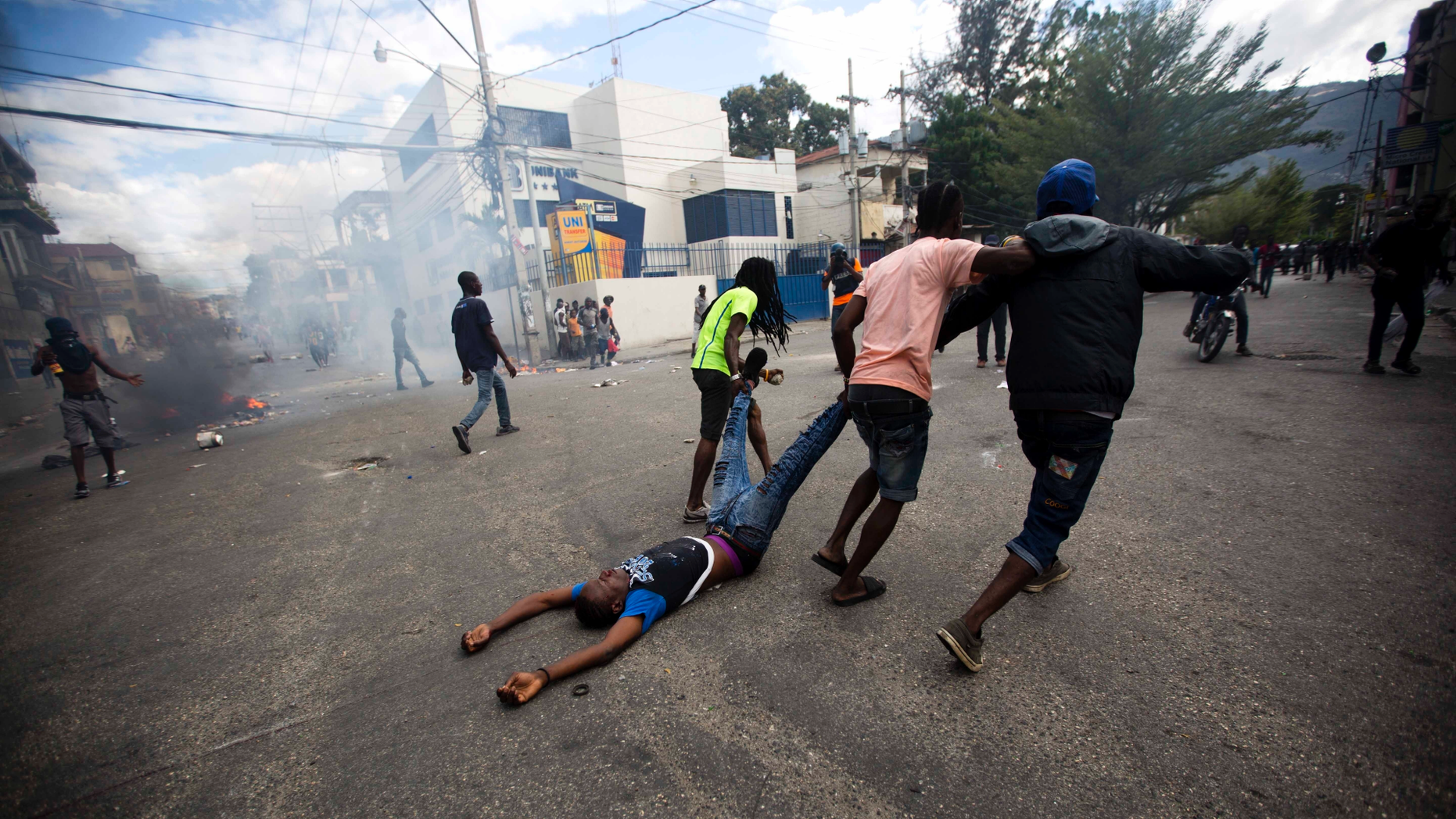 Haitians Seek Water Food As Businesses Reopen After Protest Fox News   ContentBroker Contentid 6b0b67a187ae4a12a8ea5f3346c8eee7 