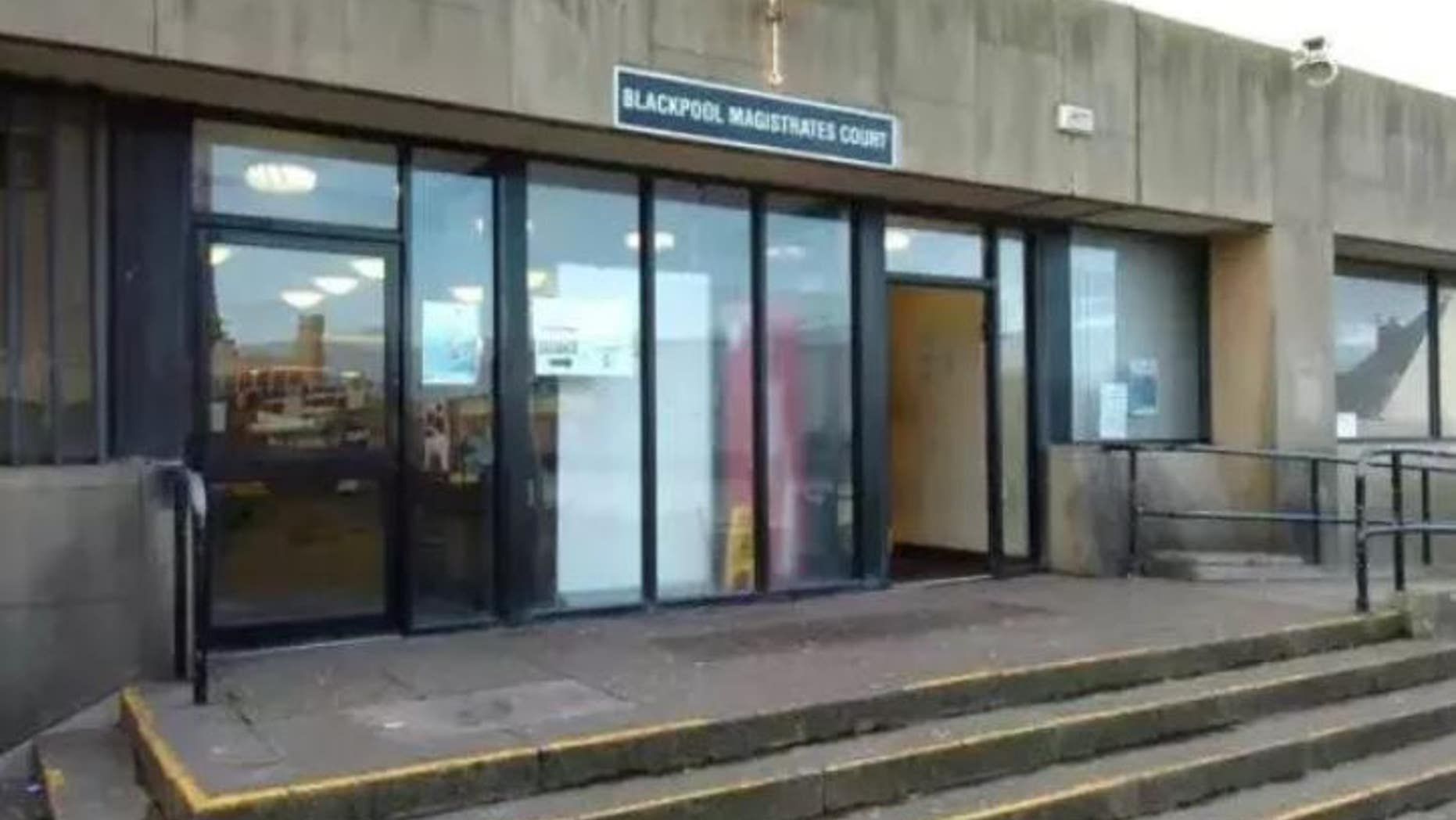 Elvis Aaron Presley - has been charged with the "unking-like" behavior of threatening the owner of a laundry care service with a knife, according to reports. <br>