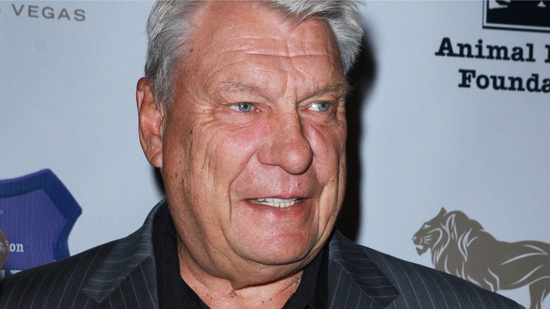 Former NBA coach Don Nelson played a new look on Thursday.