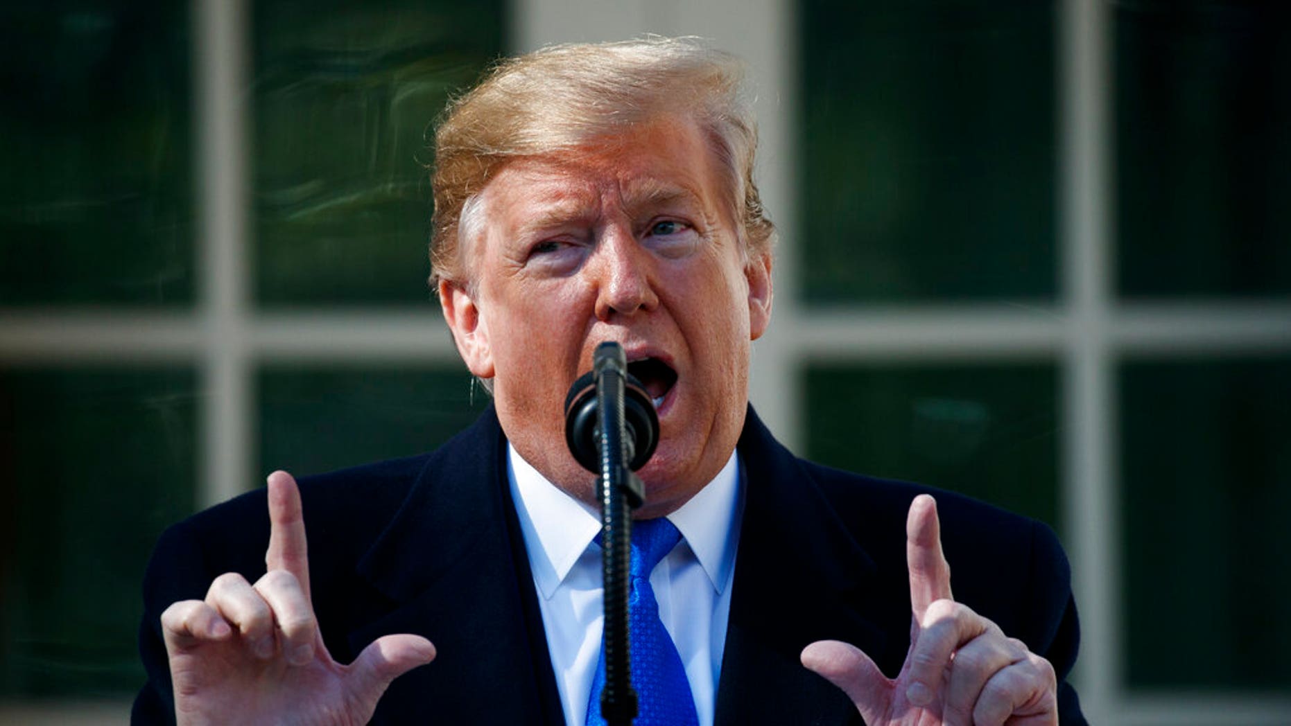Photo of the archive - President Donald Trump expresses it at a rally organized in the Rose Garden at the White House to declare a national emergency and build a wall along the southern border on Friday February 15, 2019 in Washington. (AP Photo / Evan Vucci)