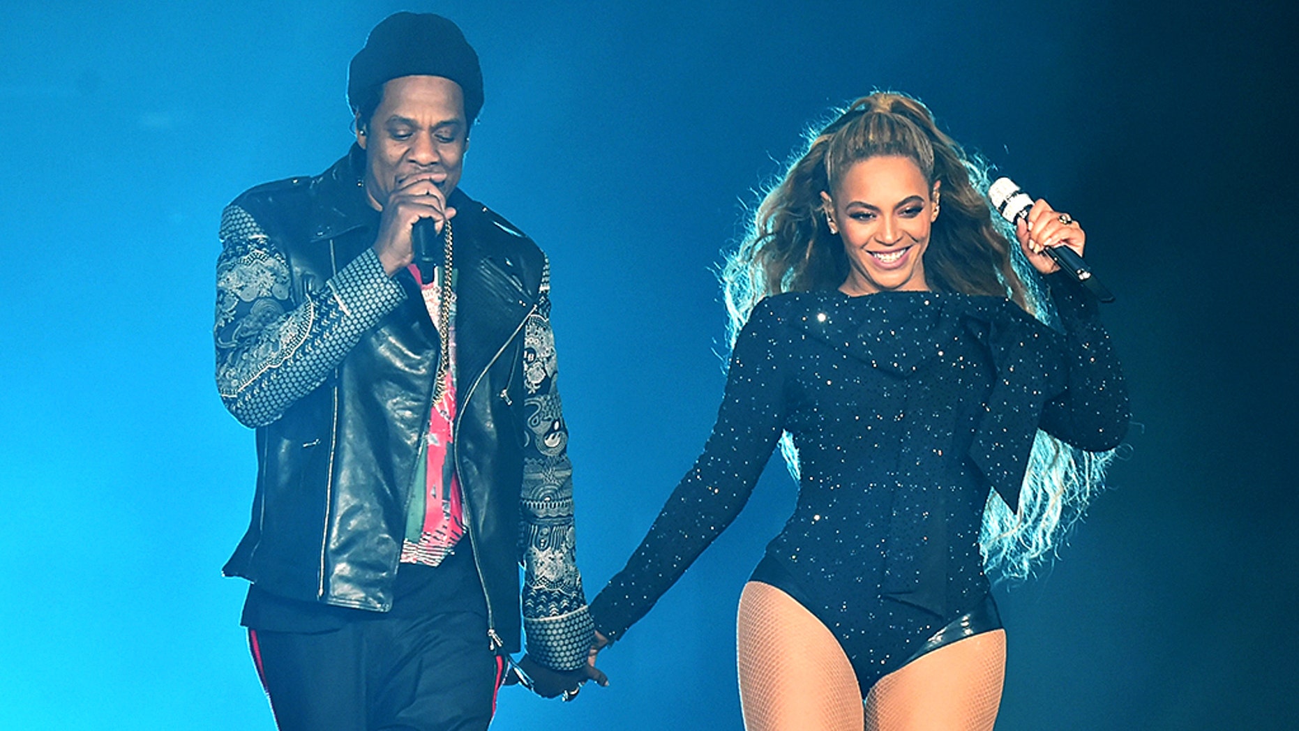 Beyoncé and Jay-Z will give one fan free tickets for ‘life’ if they go vegan