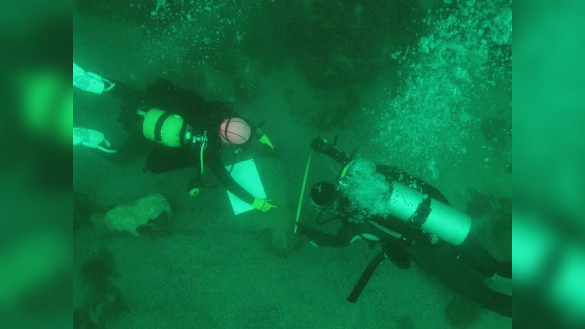 The Polish team spent a month working with Guatemalan archaeologists at Lake Petén Itzá.