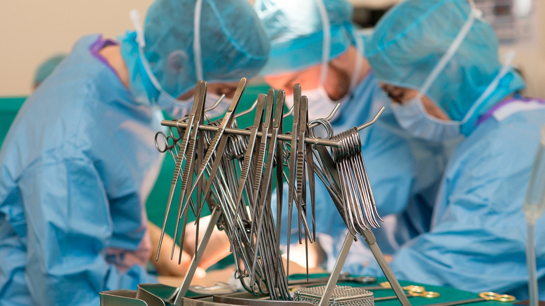 Many organs used in English-language journals worldwide were obtained without consent from Chinese prisoners, a new study says.