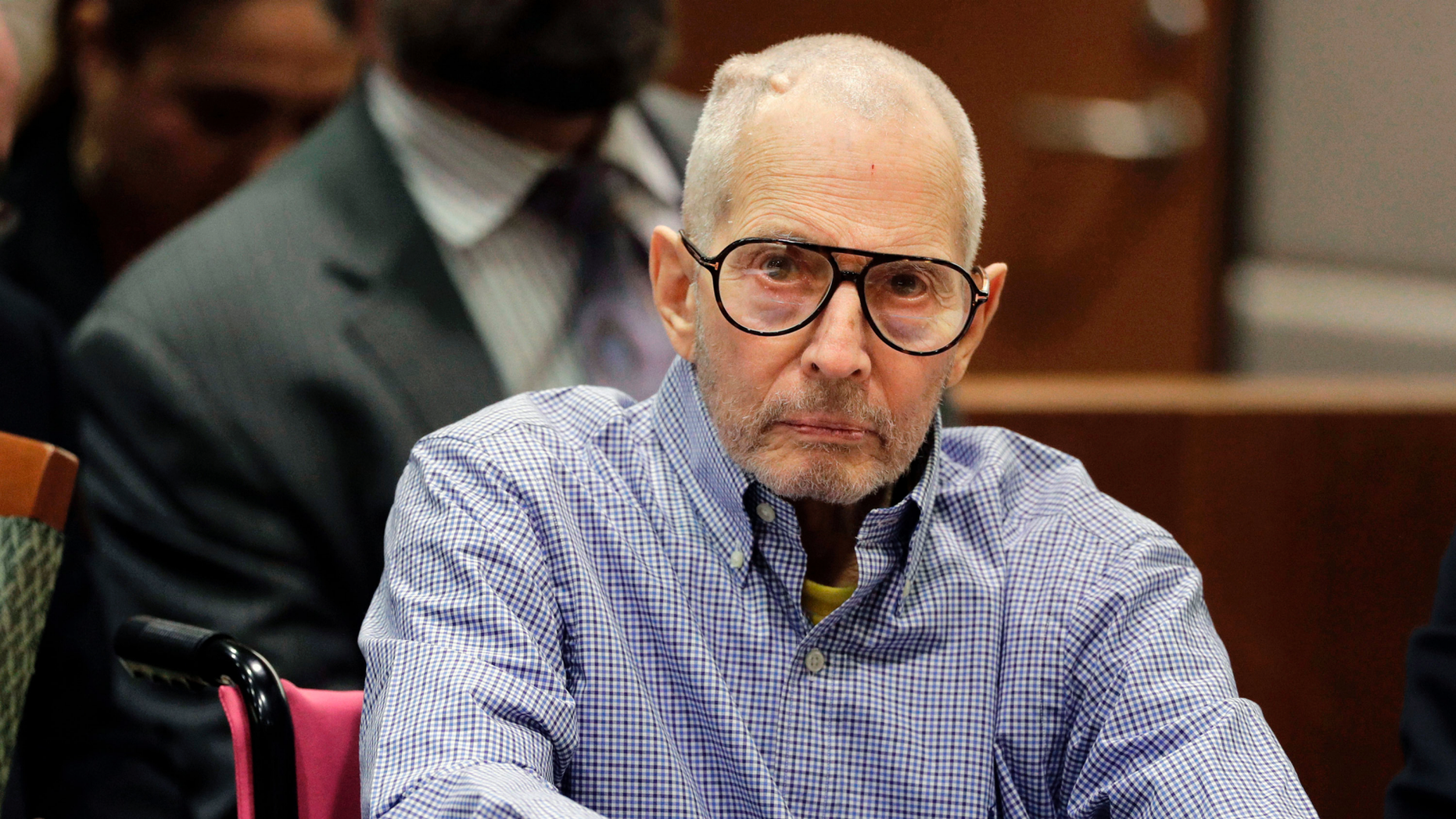 DOSSIER - In this archive photo of December 21, 2016, Robert Durst is sitting in a courtroom in Los Angeles. Robert Durst, the New York estate heir, faces a new lawsuit that claims to have killed his first wife and got rid of his body in 1982. A sister of Kathleen Durst filed a complaint for wrongful death on Friday 22 March 2019, accusing Durst of killing the woman in their suburban home in New York. (AP Photo / Jae C. Hong, Pool, File)