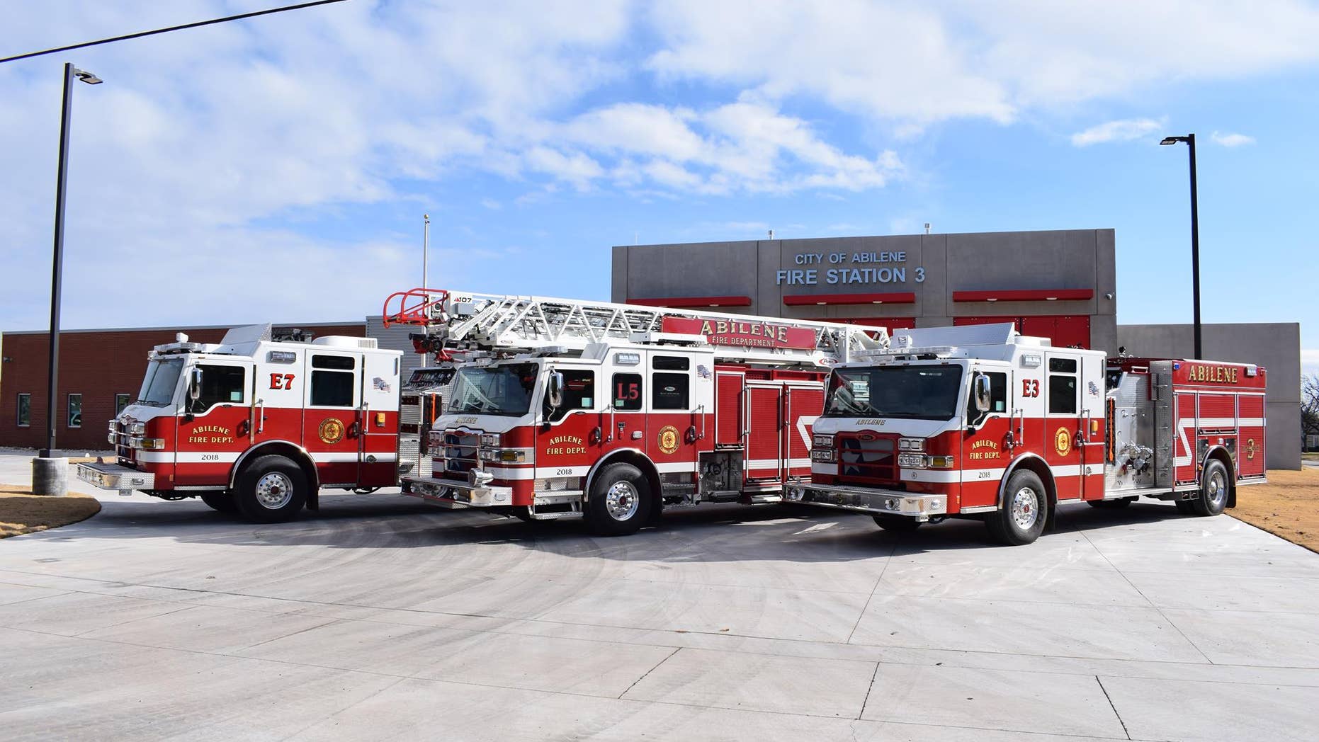 Firefighters in Abilene, Texas, help a returning military dad surprise his young son.