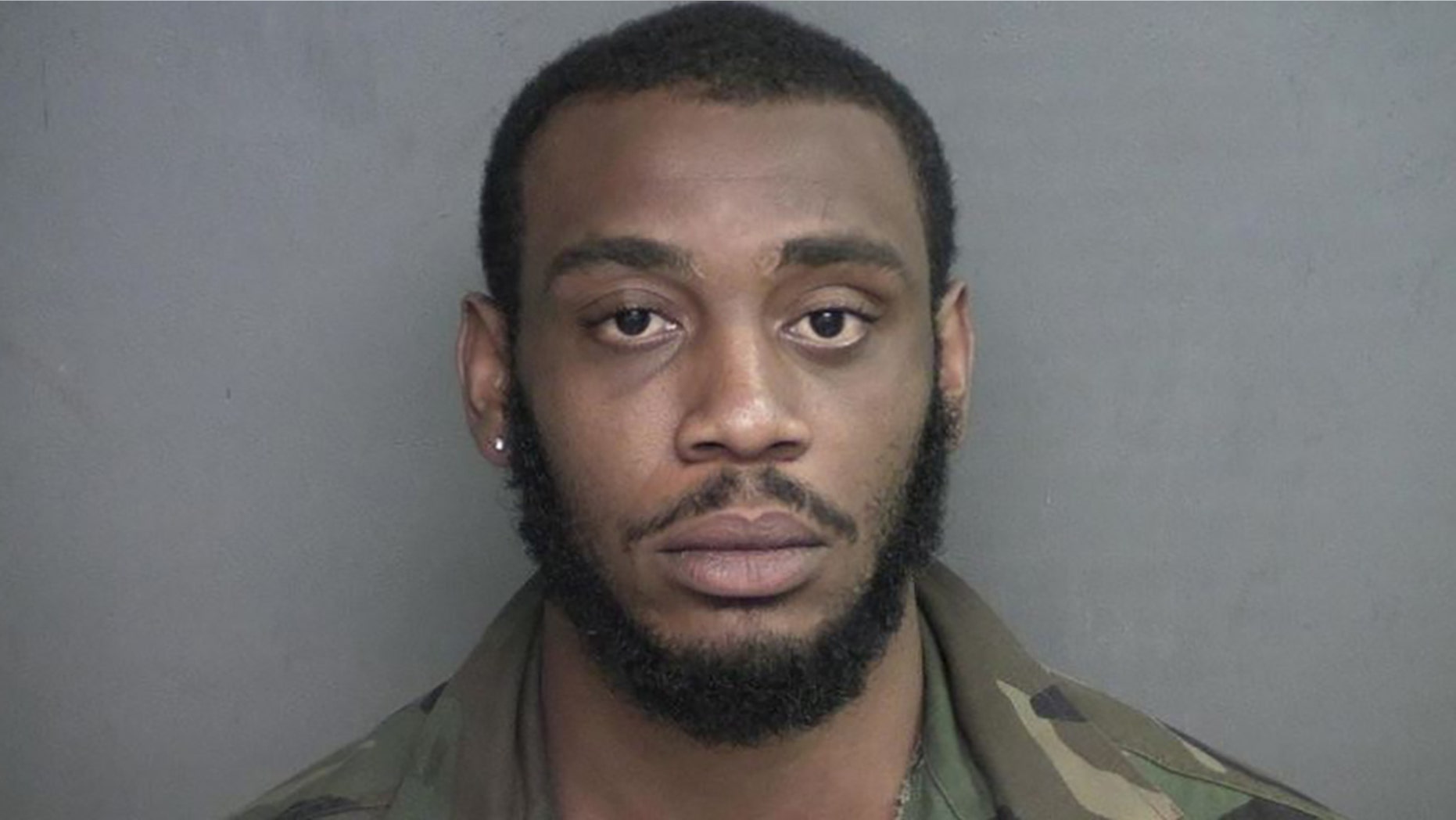 A Georgia mother slashed her boyfriend, 25-year-old John Lawarren Williams, with a large sword after she caught him allegedly molesting her 5-year-old daughter, police said.