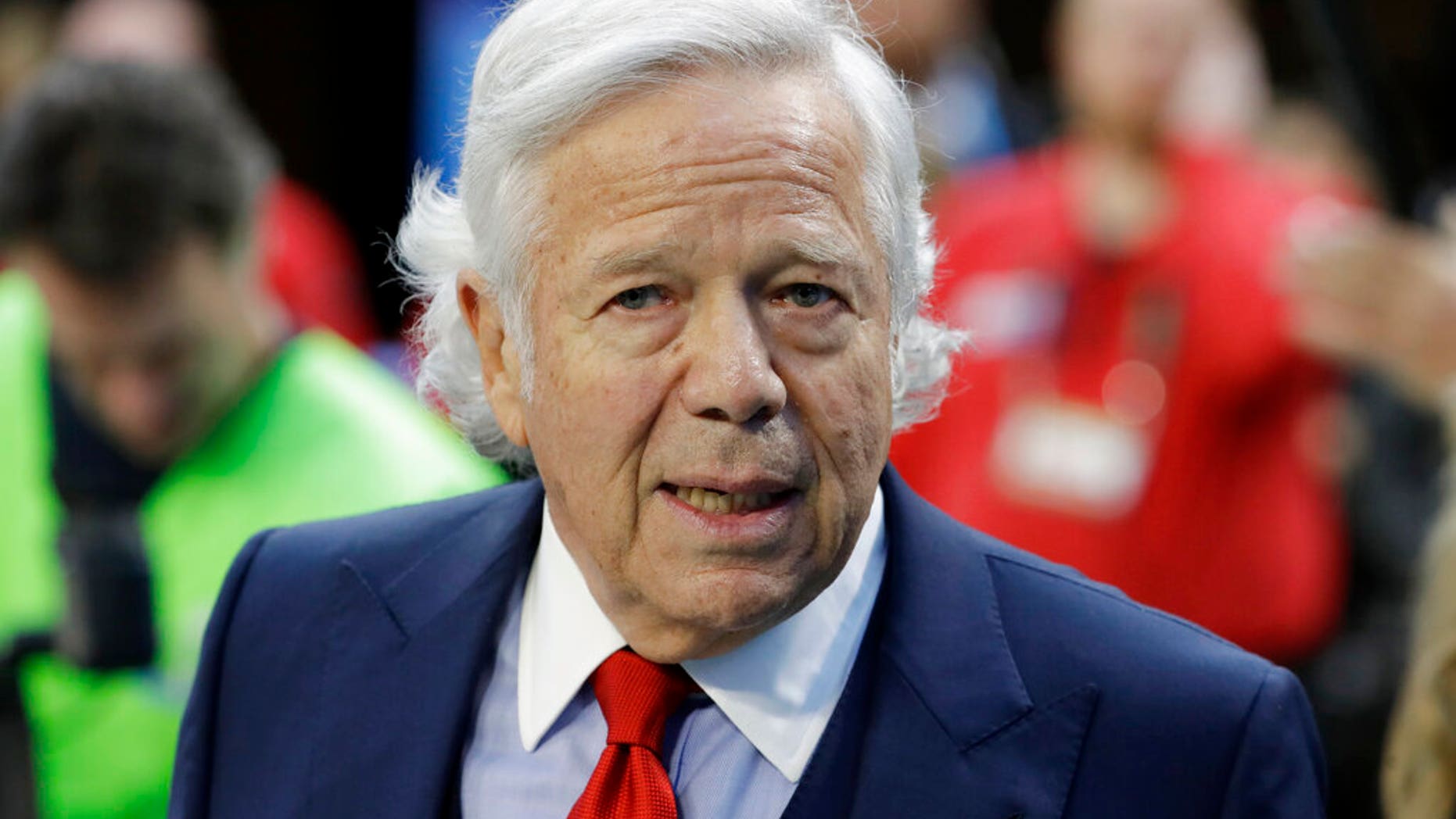Photo shows New England Patriots owner Robert Kraft at the 2018 Super Bowl.<br />
(AP Photo/Chris O’Meara, File)”></picture></div>
<div class=