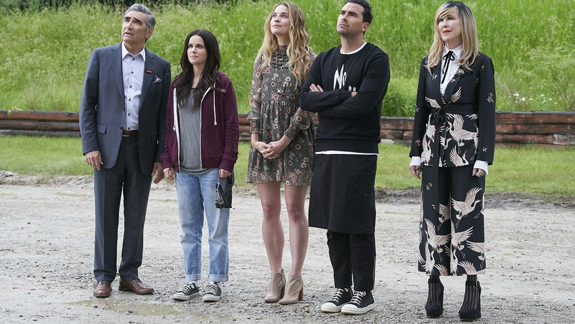 Schitt S Creek To End After Season 6 Fox News